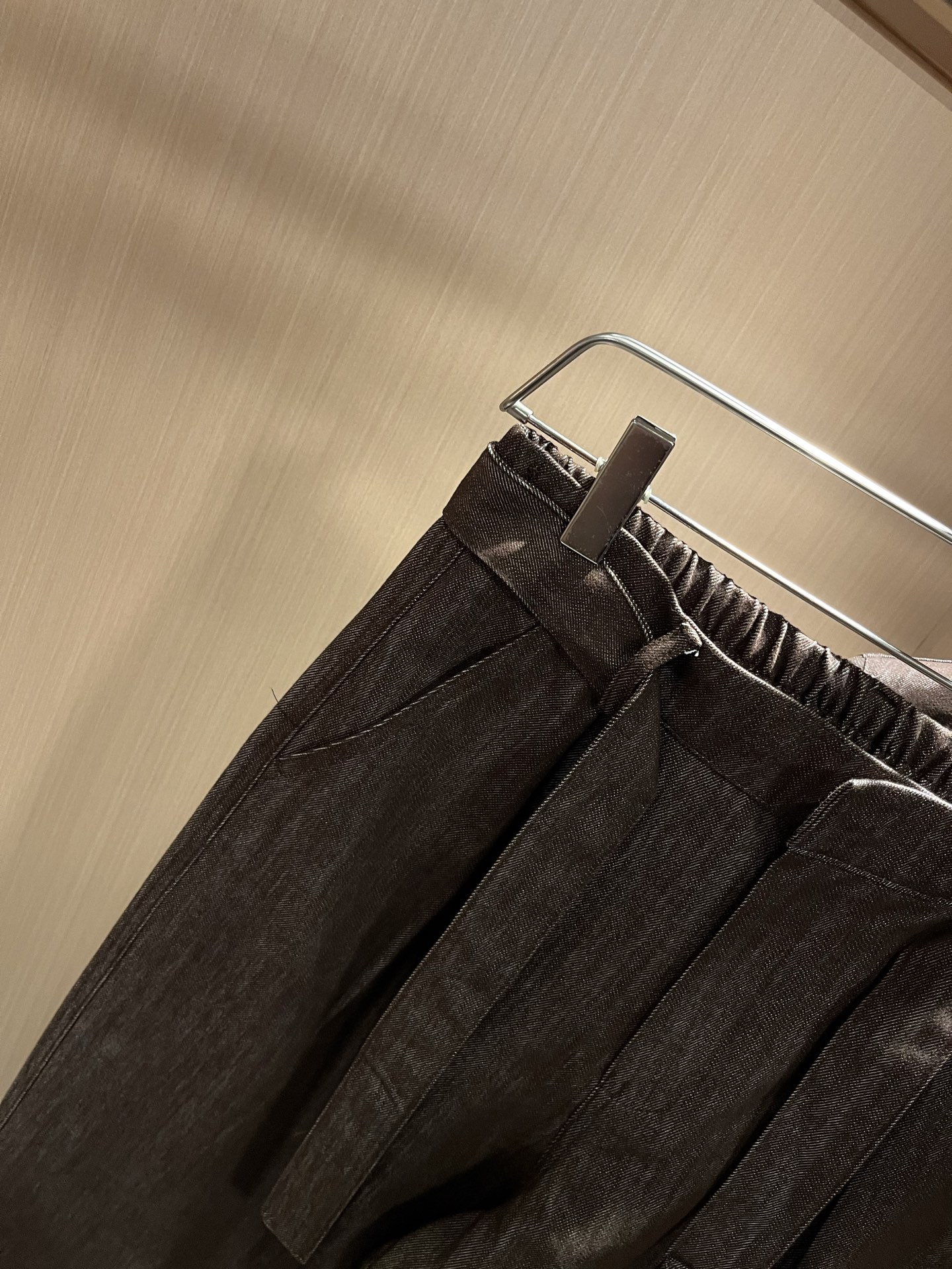 LOE*WE罗*威 2025秋冬男女同款👫牛仔套装，意大利原厂订单渠道，极具个性高级潮风，标志logo图