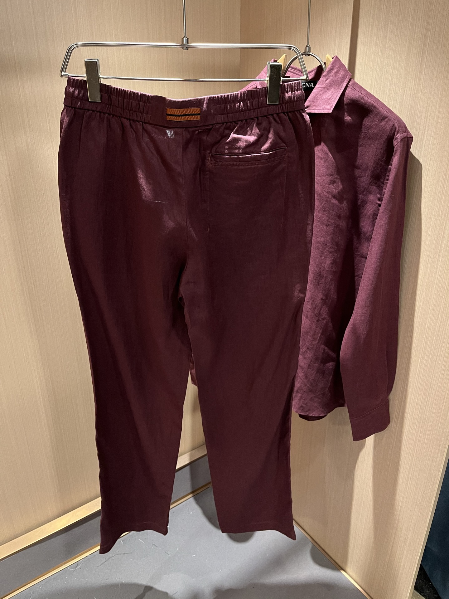 Ermenegildo Zeg*a杰*亚 2025秋冬新品男士套装，外贸公司订单！是杰尼亚经典的专有织物