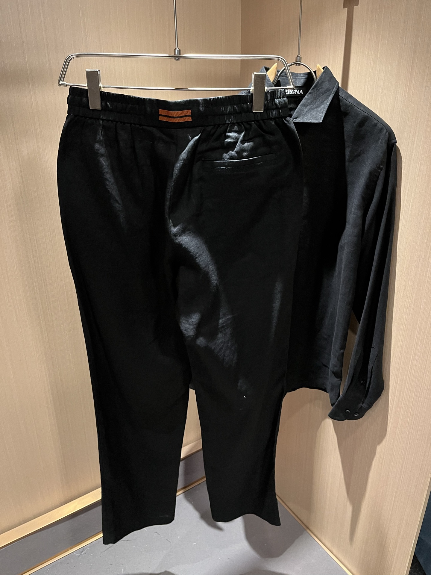 Ermenegildo Zeg*a杰*亚 2025秋冬新品男士套装，外贸公司订单！是杰尼亚经典的专有织物