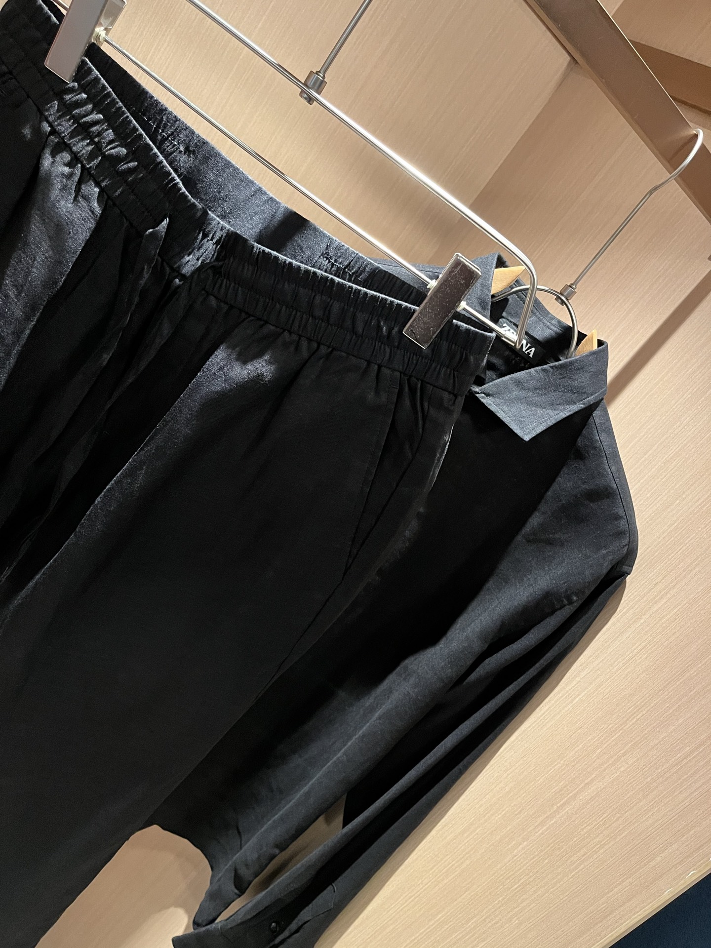 Ermenegildo Zeg*a杰*亚 2025秋冬新品男士套装，外贸公司订单！是杰尼亚经典的专有织物