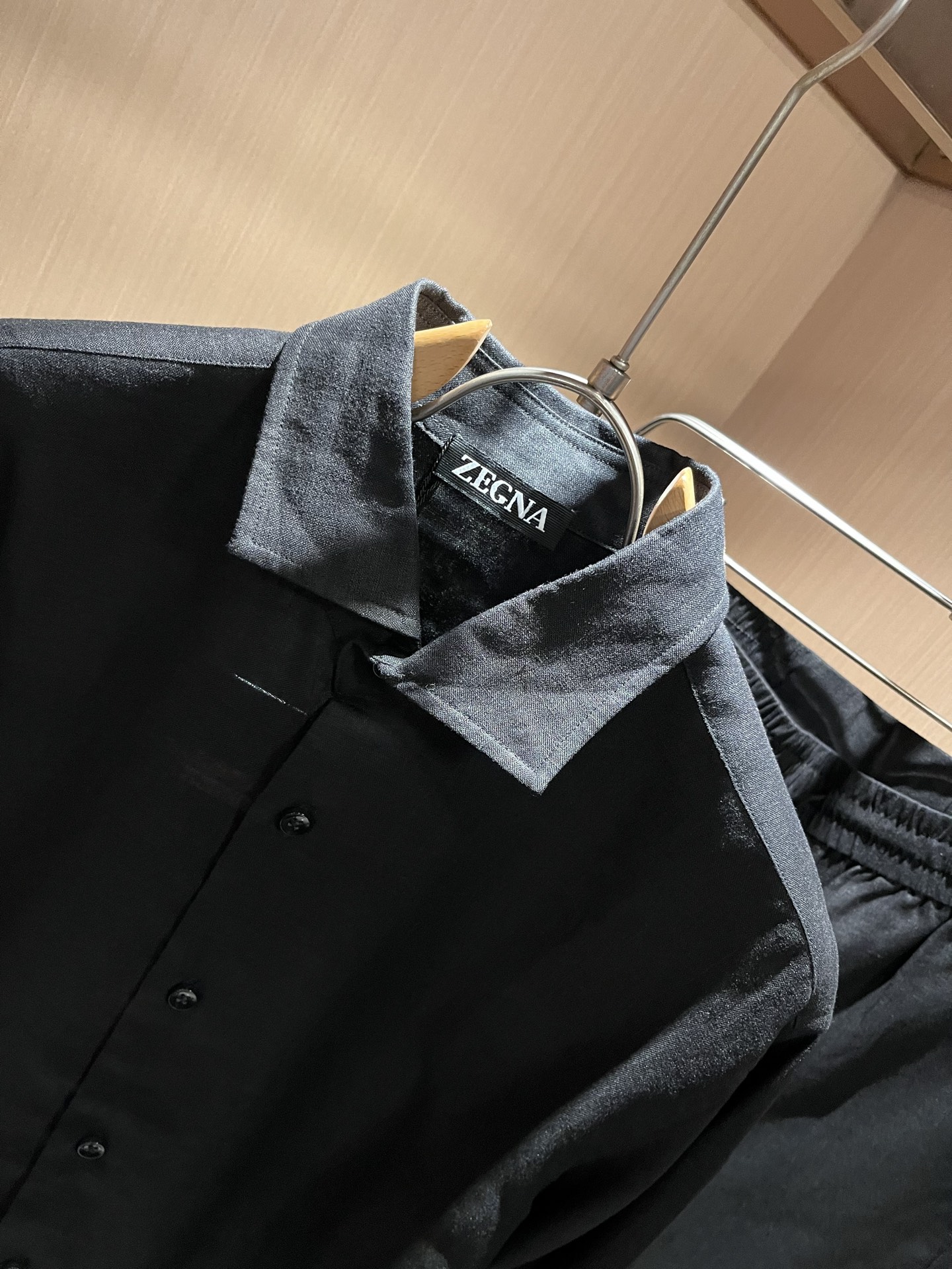 Ermenegildo Zeg*a杰*亚 2025秋冬新品男士套装，外贸公司订单！是杰尼亚经典的专有织物