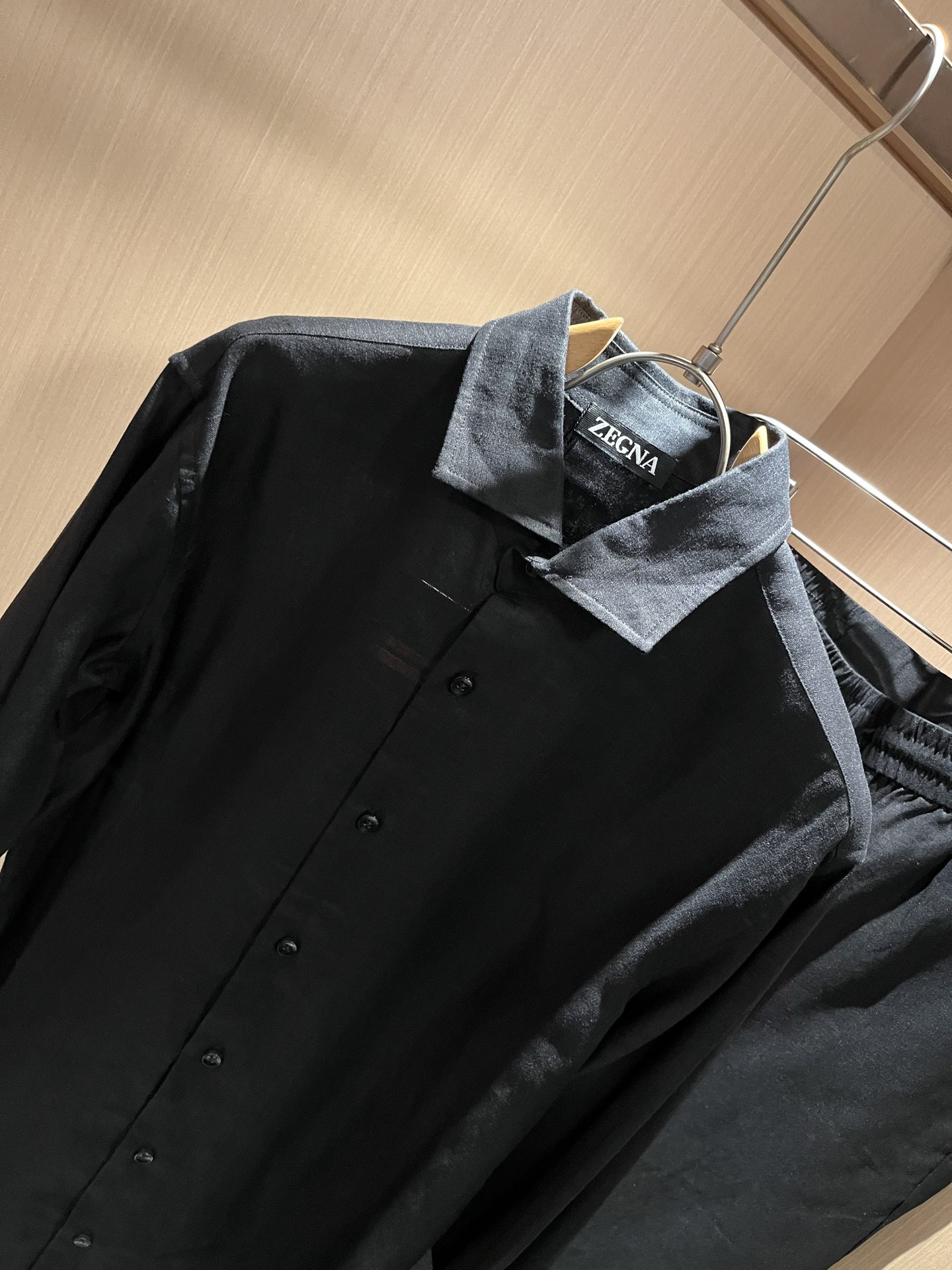 Ermenegildo Zeg*a杰*亚 2025秋冬新品男士套装，外贸公司订单！是杰尼亚经典的专有织物