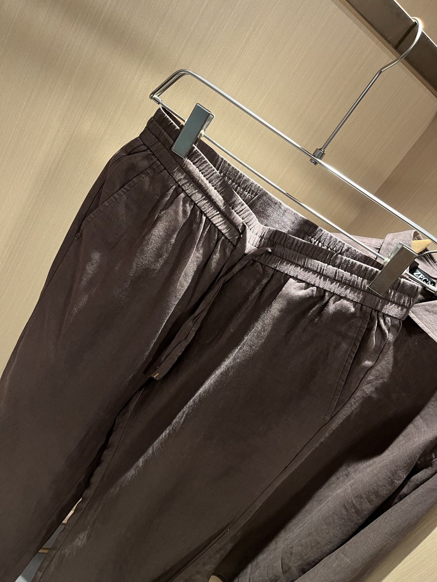 Ermenegildo Zeg*a杰*亚 2025秋冬新品男士套装，外贸公司订单！是杰尼亚经典的专有织物