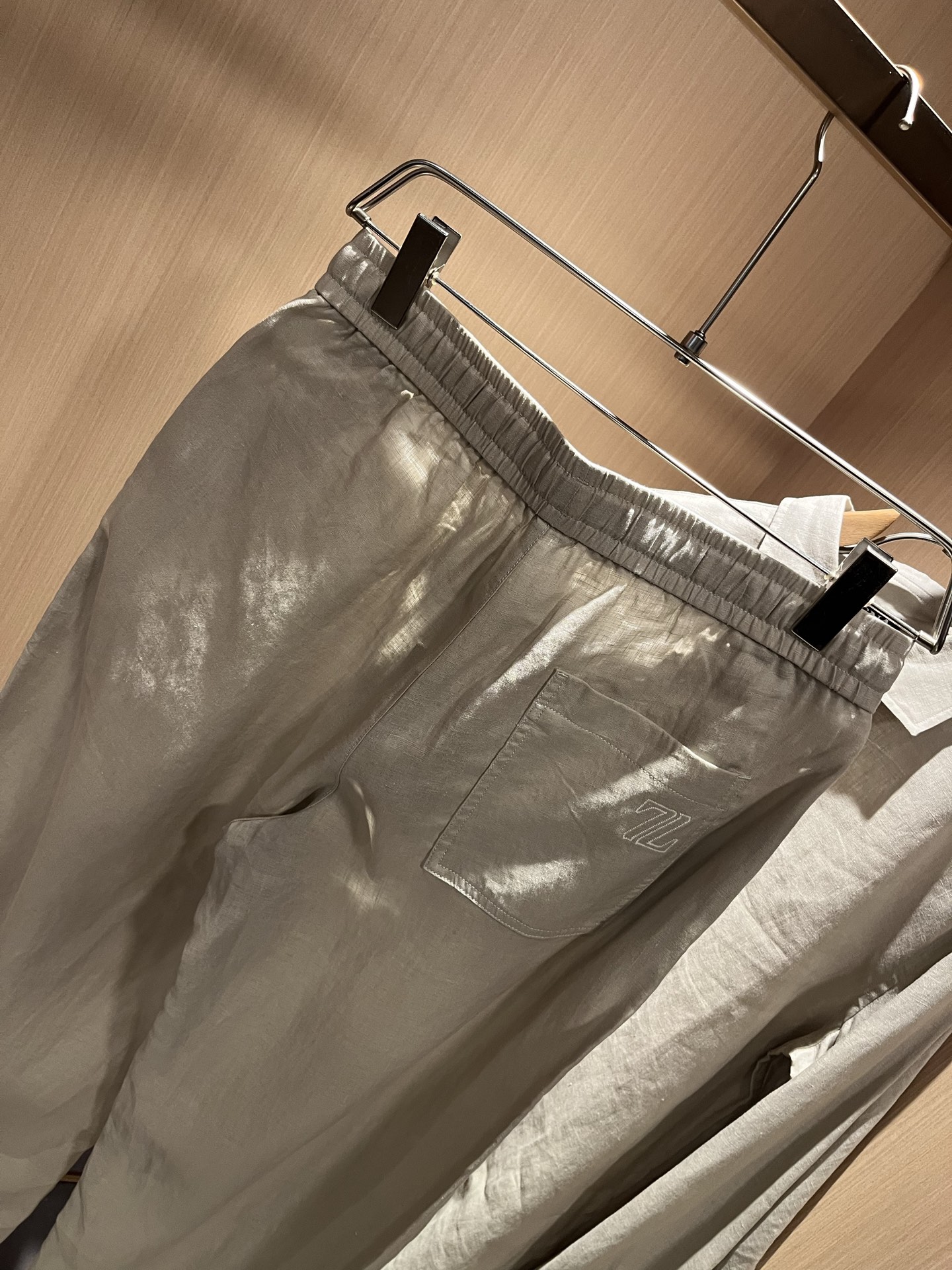 Ermenegildo Zeg*a杰*亚 2025秋冬新品男士套装，外贸公司订单！是杰尼亚经典的专有织物