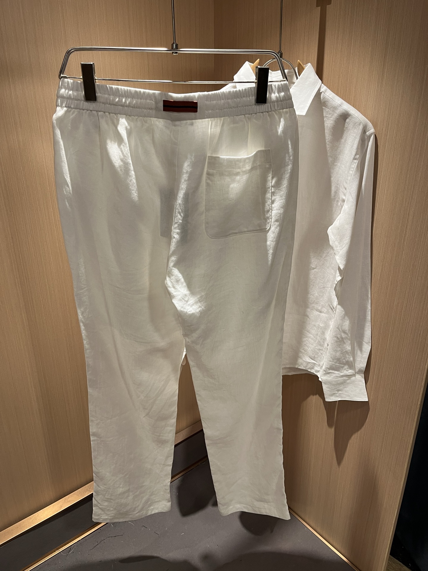 Ermenegildo Zeg*a杰*亚 2025秋冬新品男士套装，外贸公司订单！是杰尼亚经典的专有织物