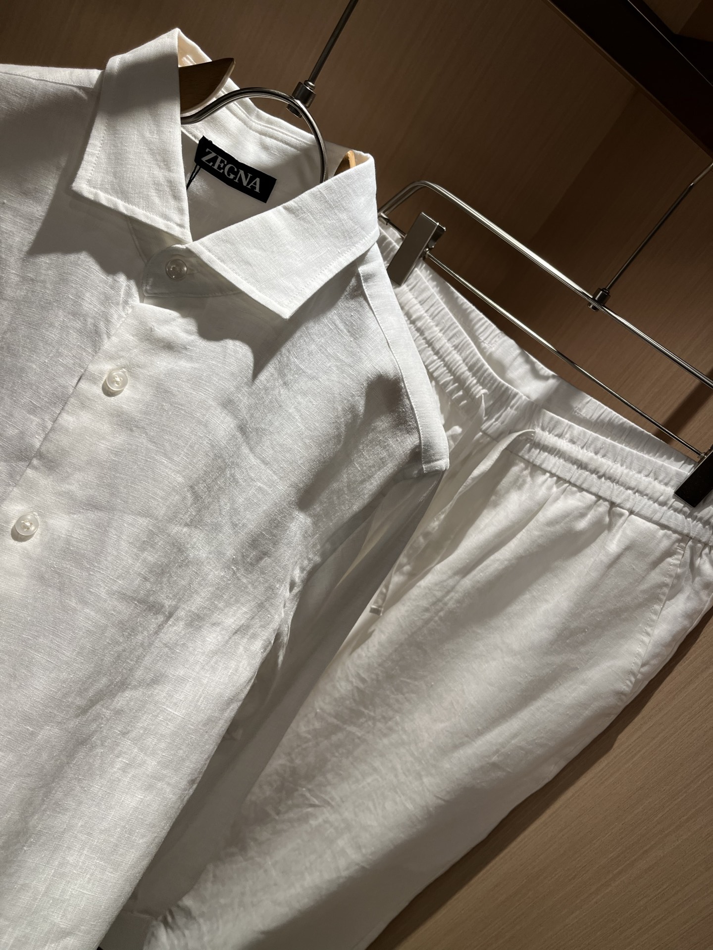 Ermenegildo Zeg*a杰*亚 2025秋冬新品男士套装，外贸公司订单！是杰尼亚经典的专有织物