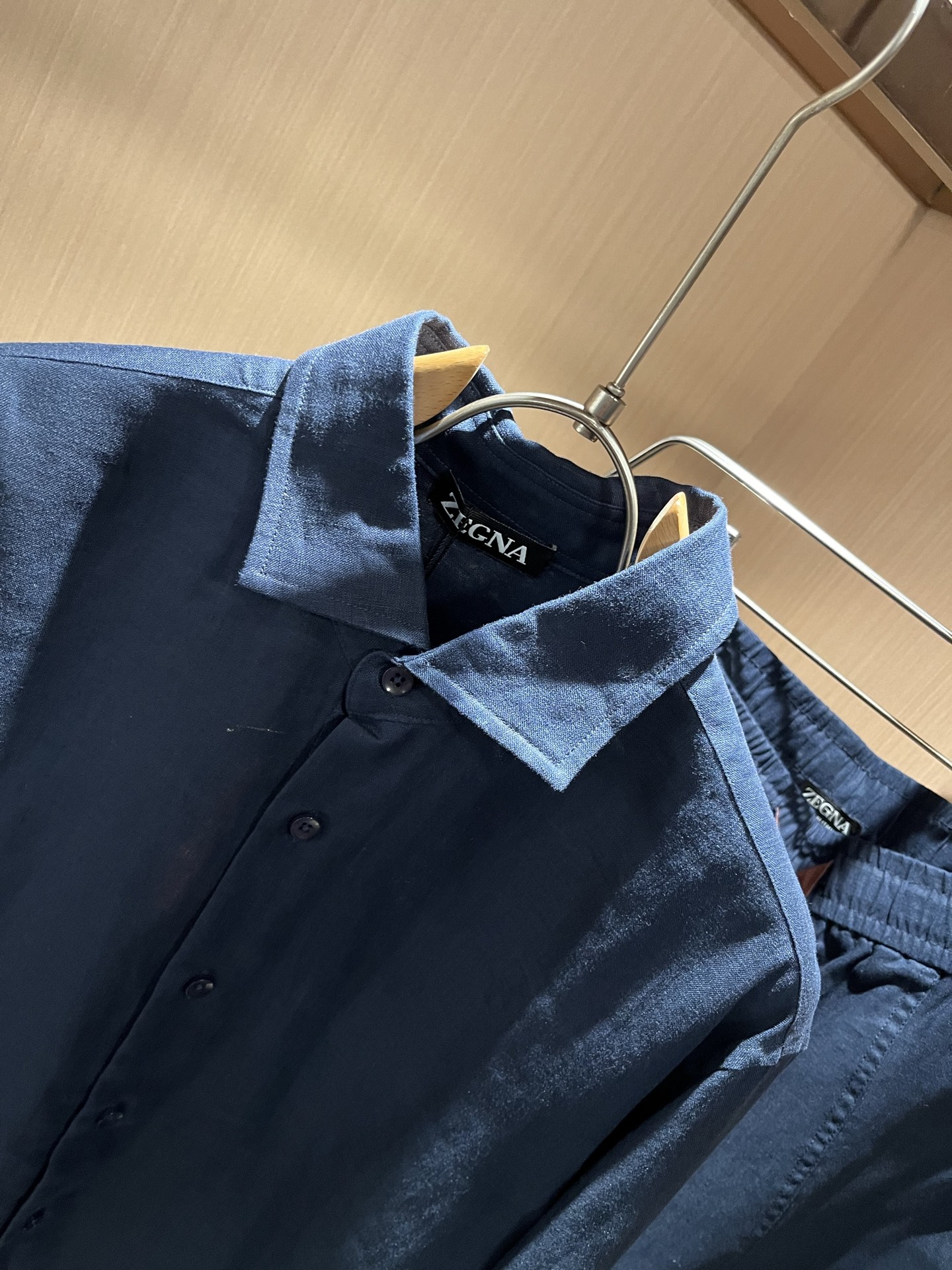 Ermenegildo Zeg*a杰*亚 2025秋冬新品男士套装，外贸公司订单！是杰尼亚经典的专有织物