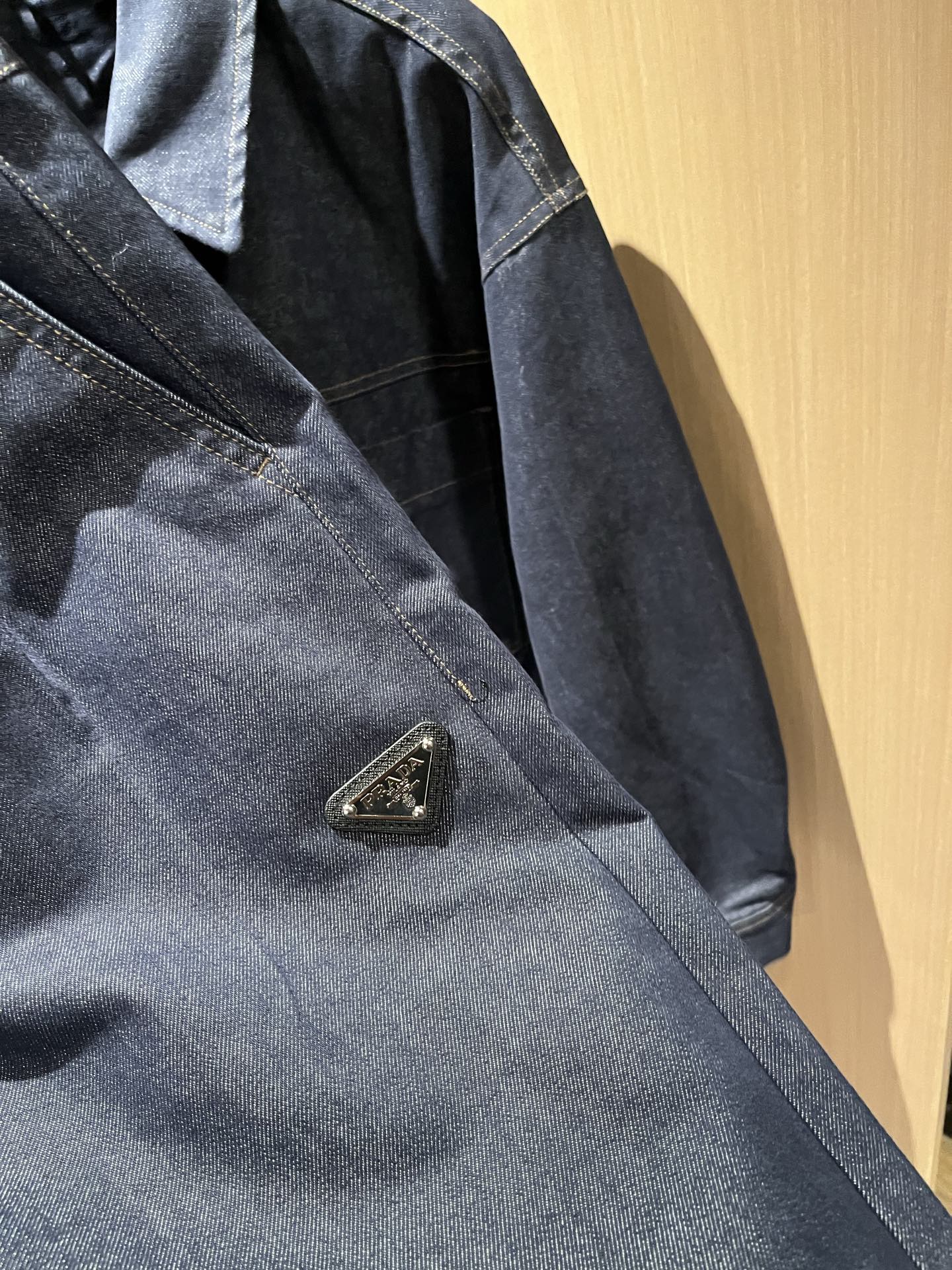 PPRAD*A普*达 2025秋冬新款休闲牛仔套装，最新款全网独家首上！！~既经典有时尚百搭，谁不爱啊，