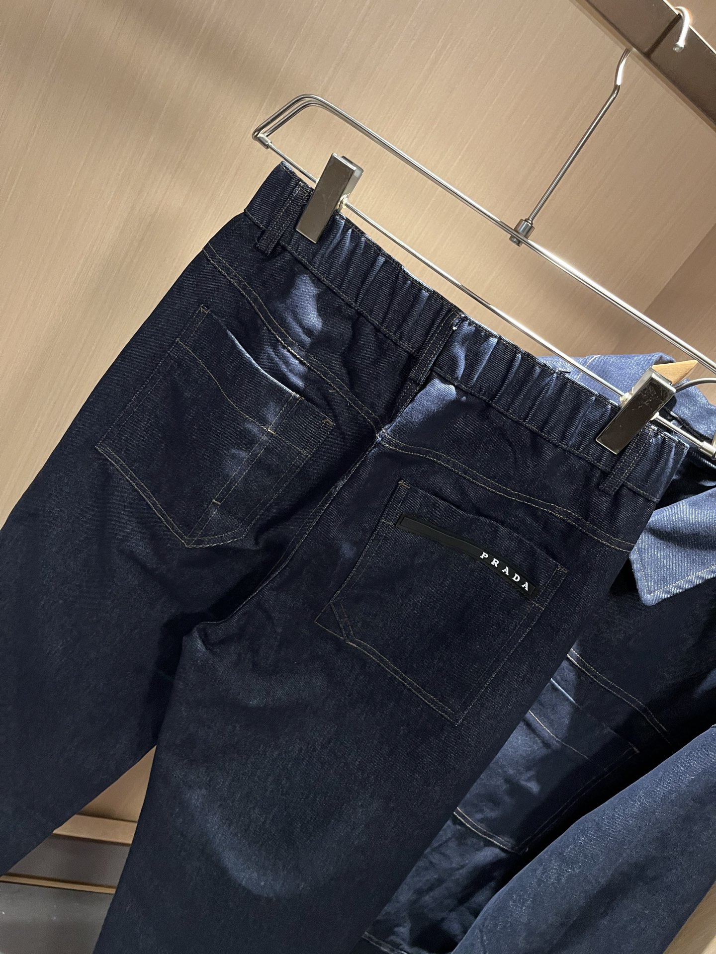 PPRAD*A普*达 2025秋冬新款休闲牛仔套装，最新款全网独家首上！！~既经典有时尚百搭，谁不爱啊，