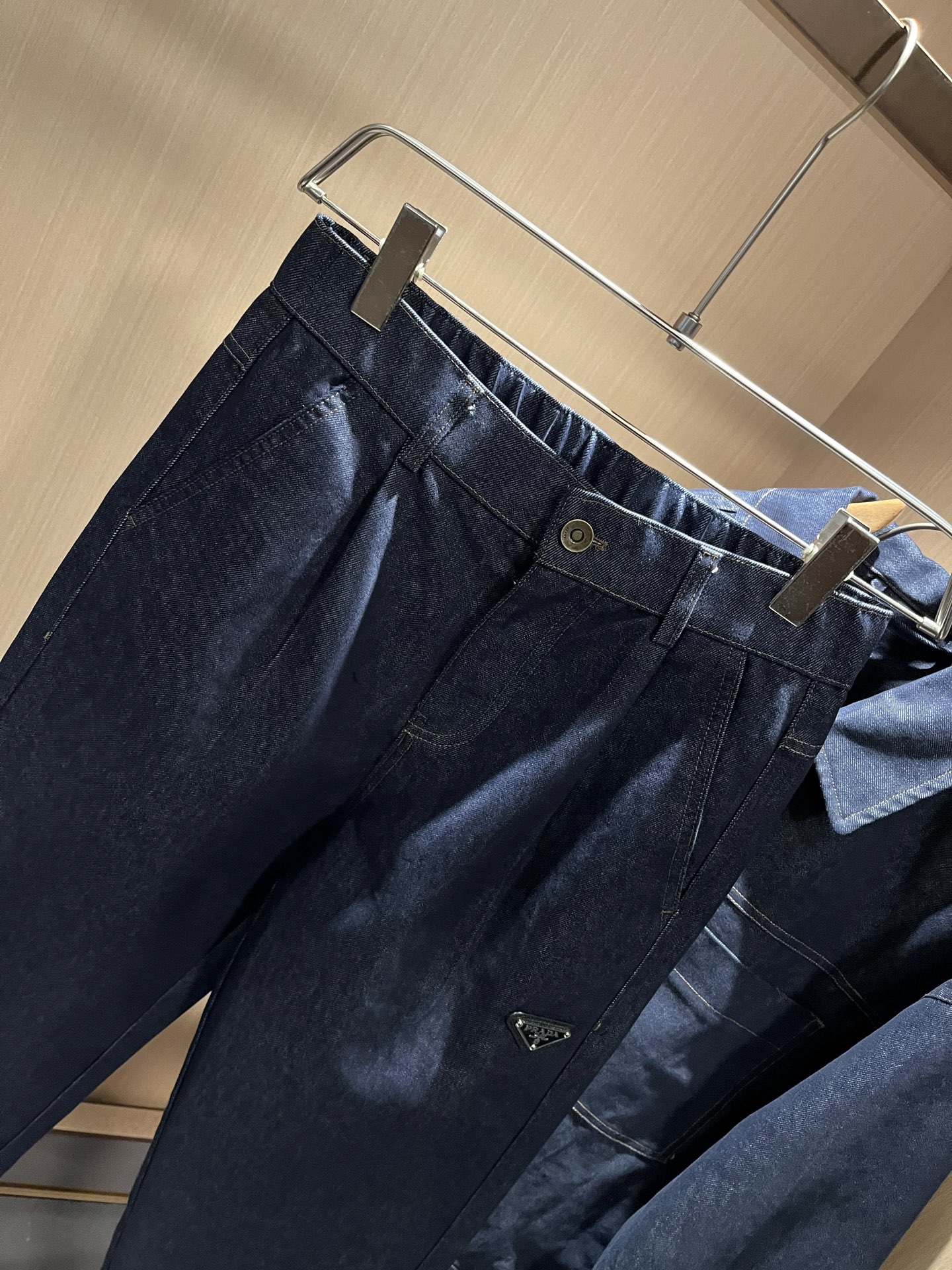 PPRAD*A普*达 2025秋冬新款休闲牛仔套装，最新款全网独家首上！！~既经典有时尚百搭，谁不爱啊，