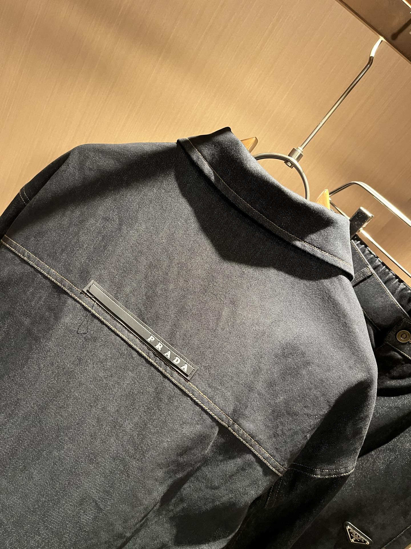 PPRAD*A普*达 2025秋冬新款休闲牛仔套装，最新款全网独家首上！！~既经典有时尚百搭，谁不爱啊，