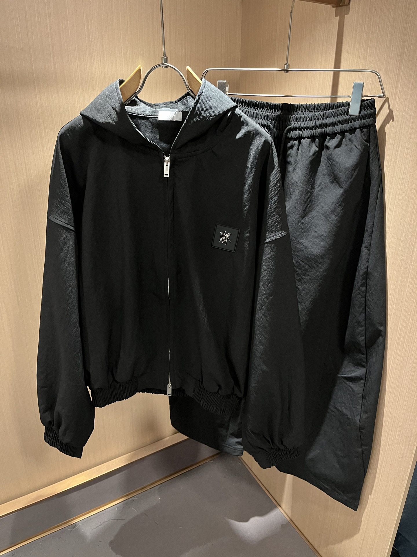 Dio*r迪*奥2025秋冬新品男女同款👫休闲套装，贸易公司渠道稀出，同步官网发售，男神女神最为期待的精