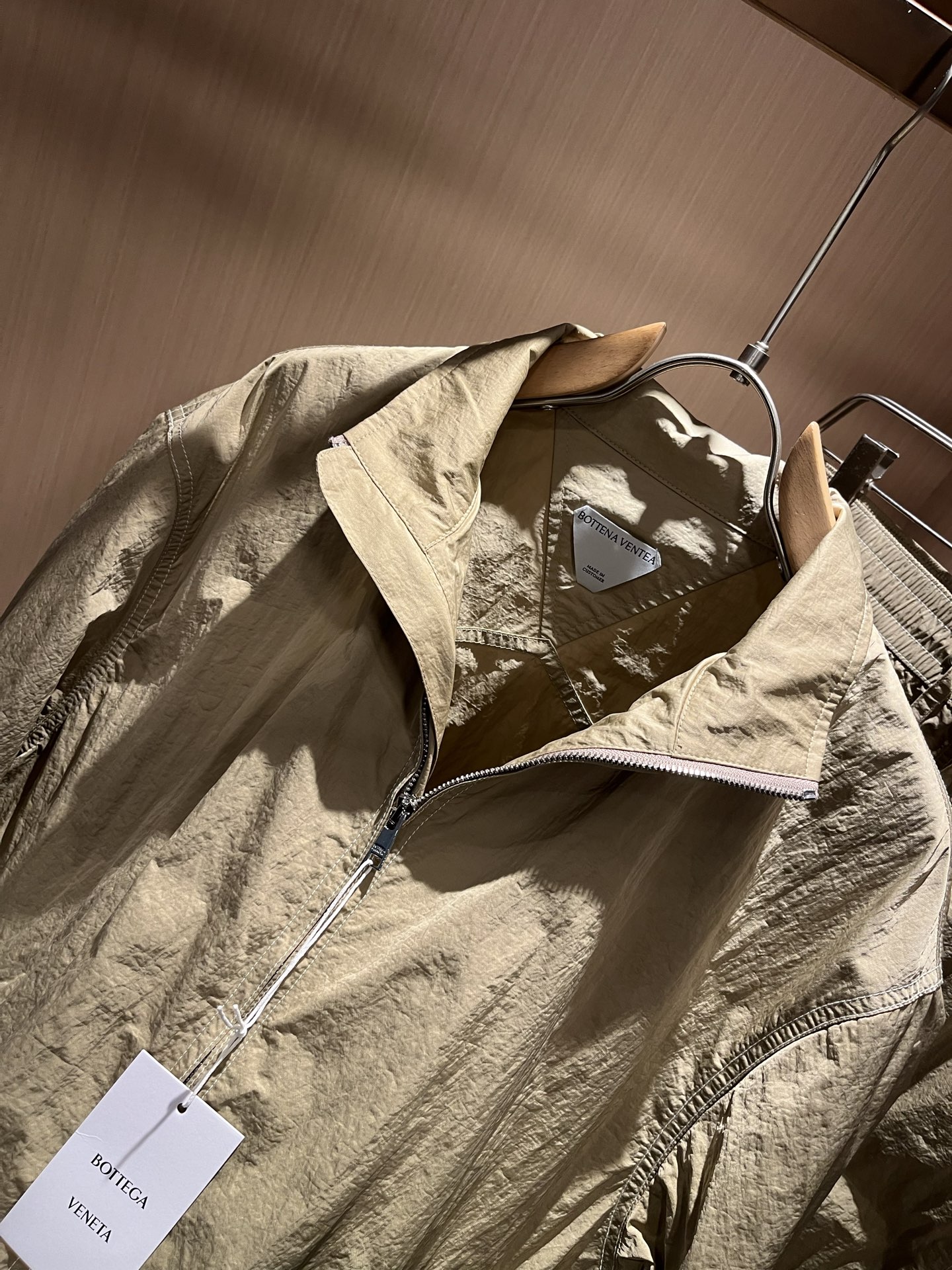 Botte*aVene*te葆碟家2025秋冬男士休闲套装，完美品相，第一眼看到这款夹克，百搭的实穿款！