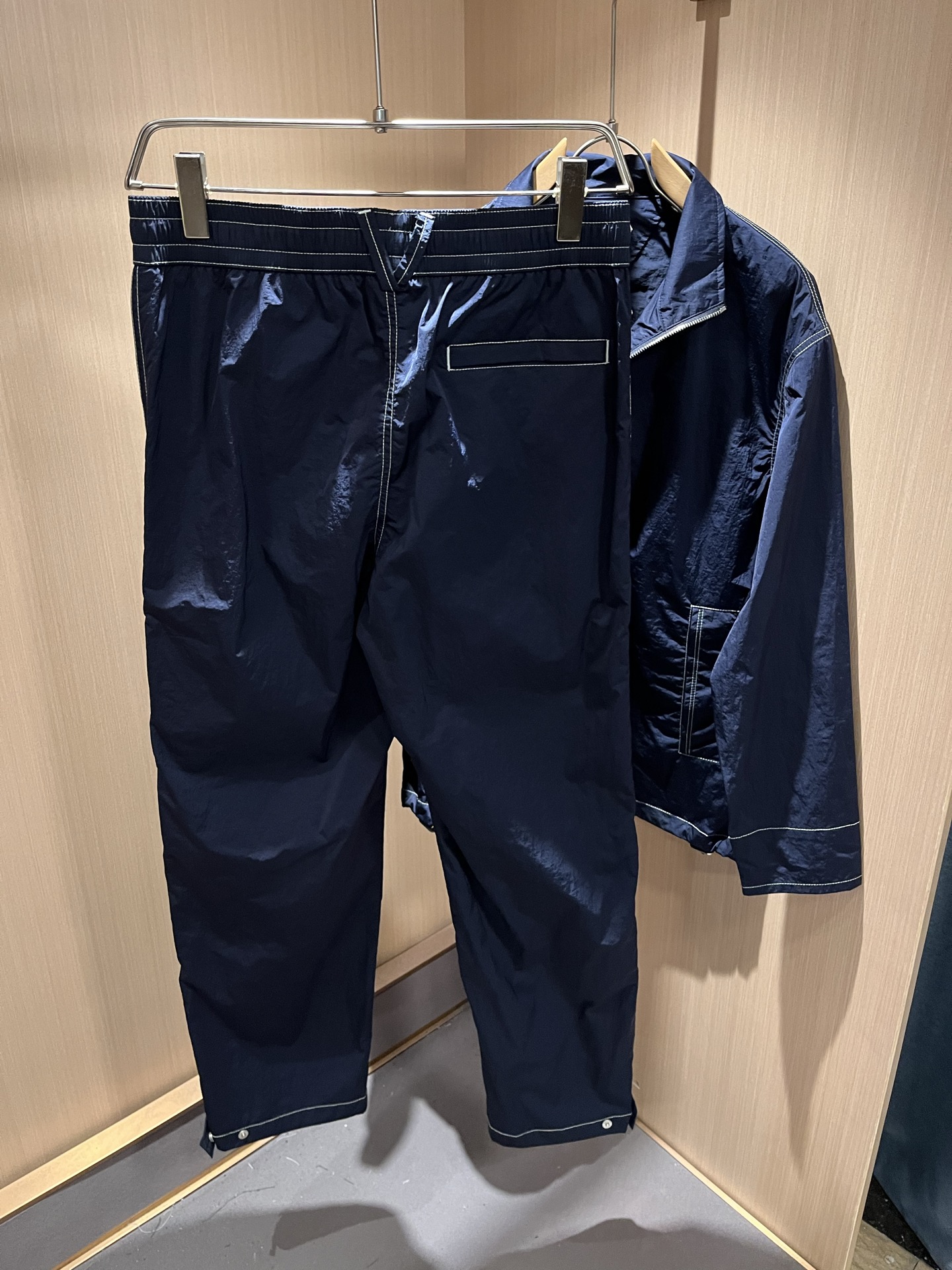 Botte*aVene*te葆碟家2025秋冬男士休闲套装，完美品相，第一眼看到这款夹克，百搭的实穿款！