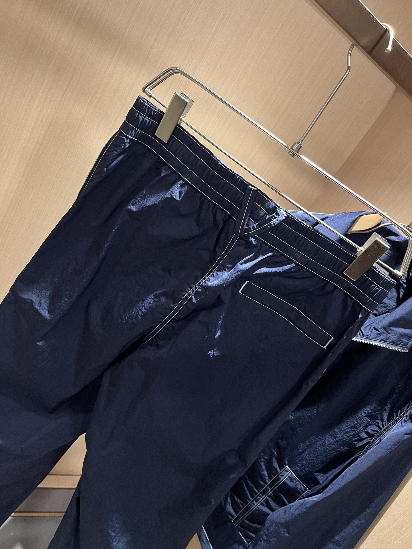 Botte*aVene*te葆碟家2025秋冬男士休闲套装，完美品相，第一眼看到这款夹克，百搭的实穿款！