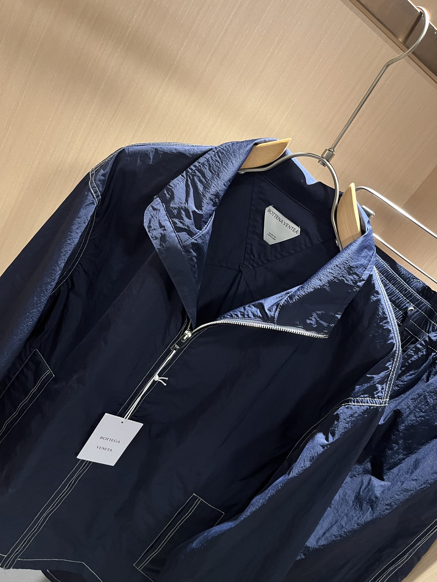 Botte*aVene*te葆碟家2025秋冬男士休闲套装，完美品相，第一眼看到这款夹克，百搭的实穿款！