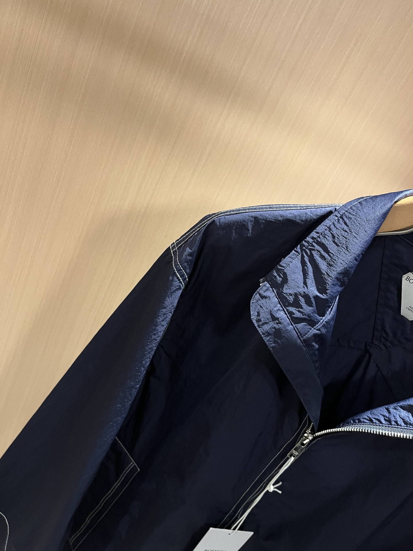 Botte*aVene*te葆碟家2025秋冬男士休闲套装，完美品相，第一眼看到这款夹克，百搭的实穿款！