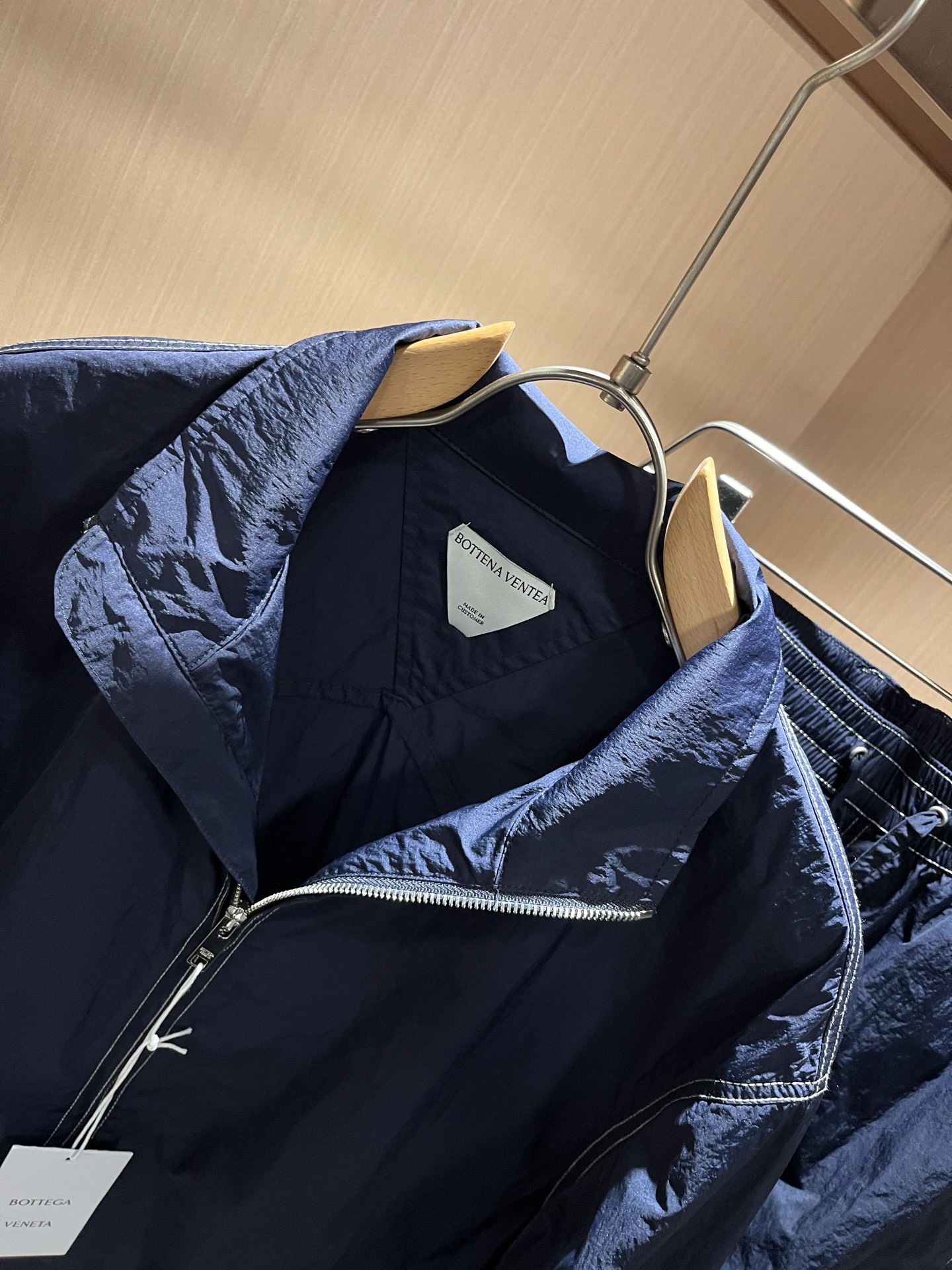 Botte*aVene*te葆碟家2025秋冬男士休闲套装，完美品相，第一眼看到这款夹克，百搭的实穿款！