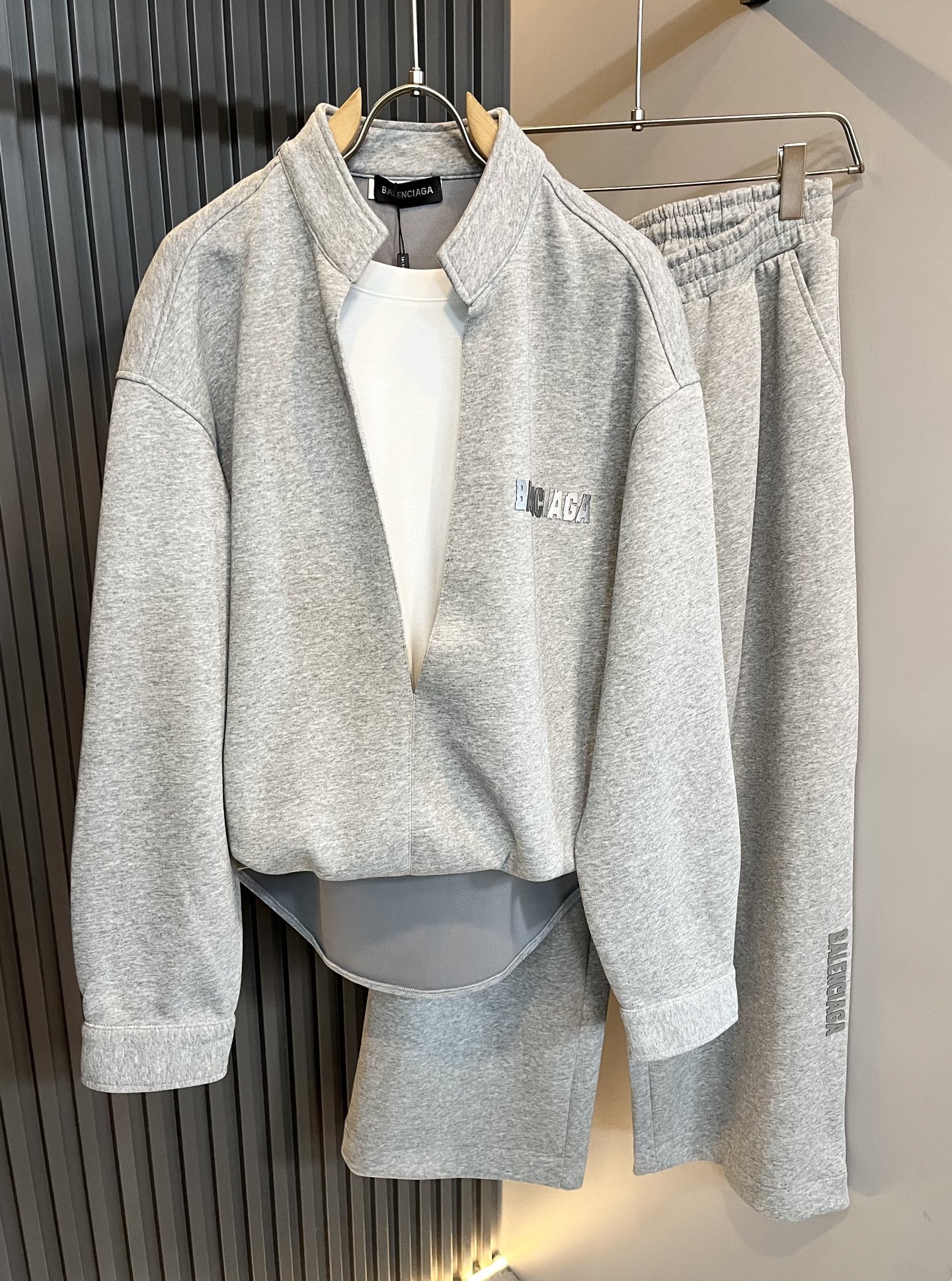 BALENCI*GA巴黎*家 2025秋冬休闲套装，最新时尚休闲套装，贸易公司渠道稀出，同步官网发售，男