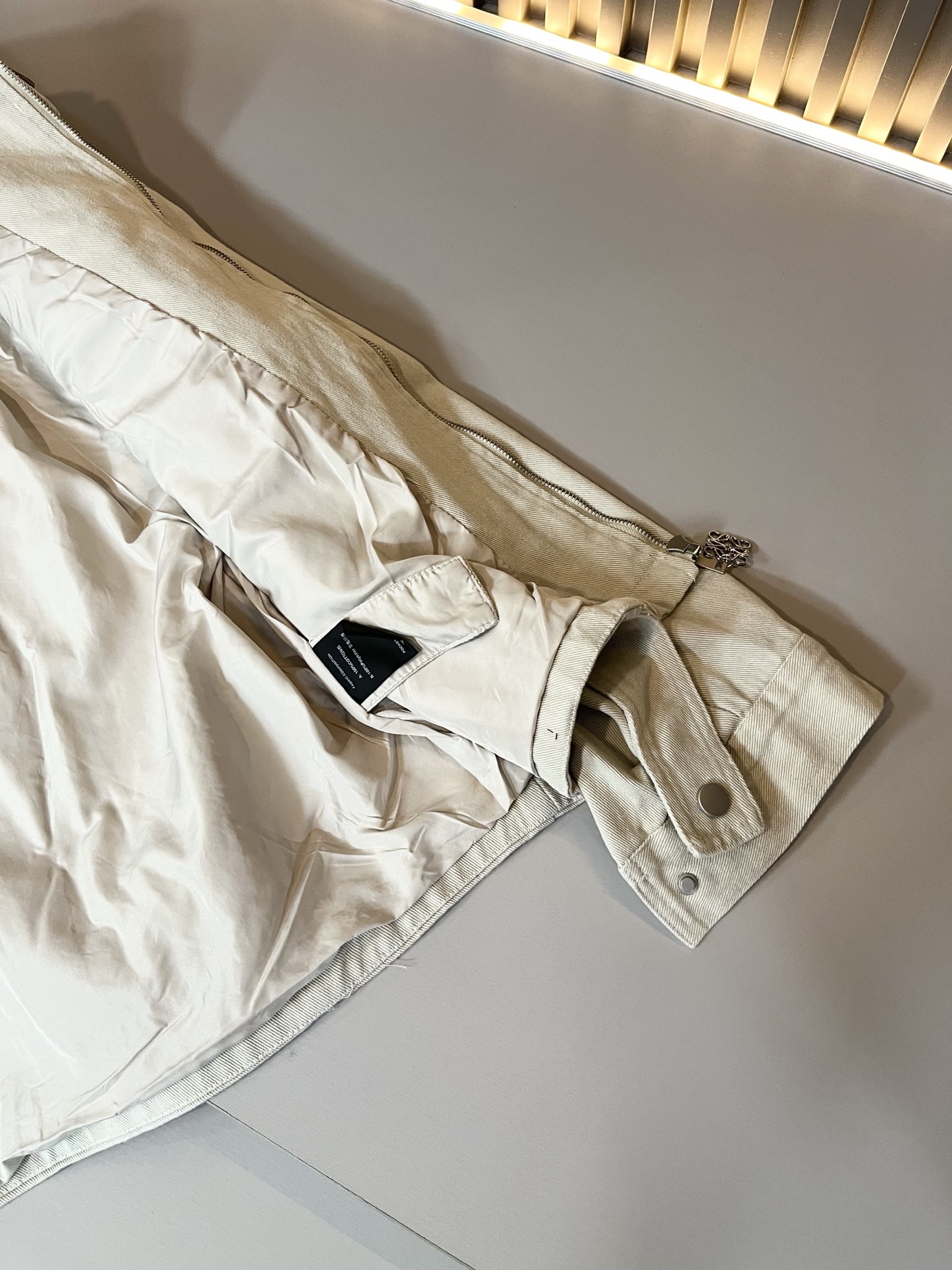 LO*WE/罗*威2025秋冬新款牛仔男女同款👫夹克外套，贸易公司渠道货，2025年最新品，官柜同步售卖