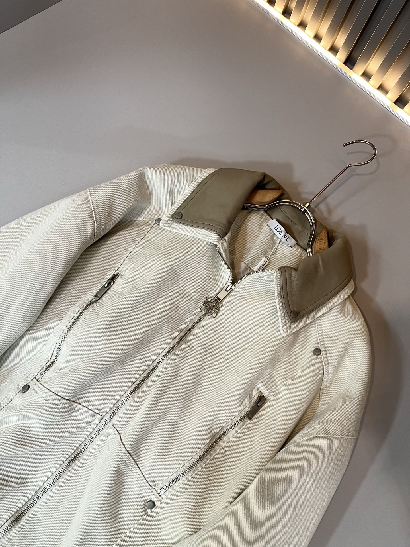 LO*WE/罗*威2025秋冬新款牛仔男女同款👫夹克外套，贸易公司渠道货，2025年最新品，官柜同步售卖