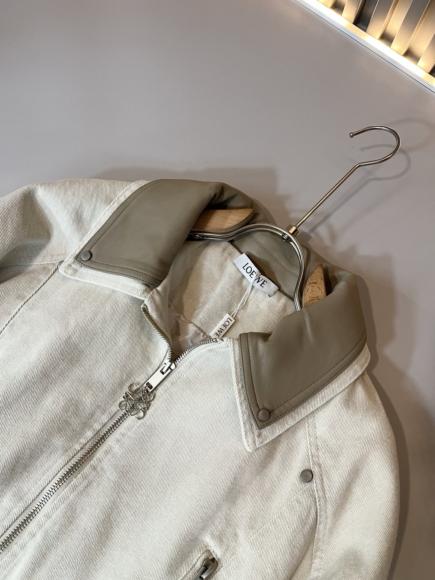 LO*WE/罗*威2025秋冬新款牛仔男女同款👫夹克外套，贸易公司渠道货，2025年最新品，官柜同步售卖