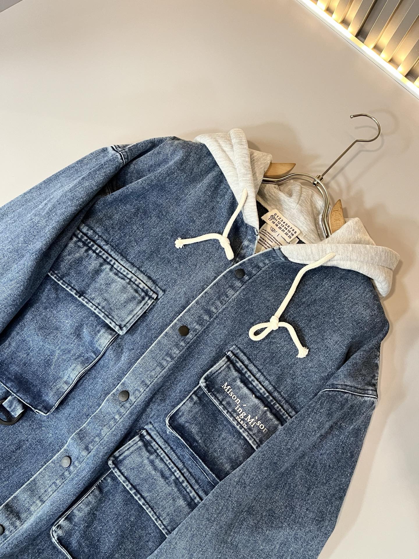 马吉拉 maison margiel 2025秋冬新款男女同款👫休闲夹克外套，专柜同步发售！定制专属面料