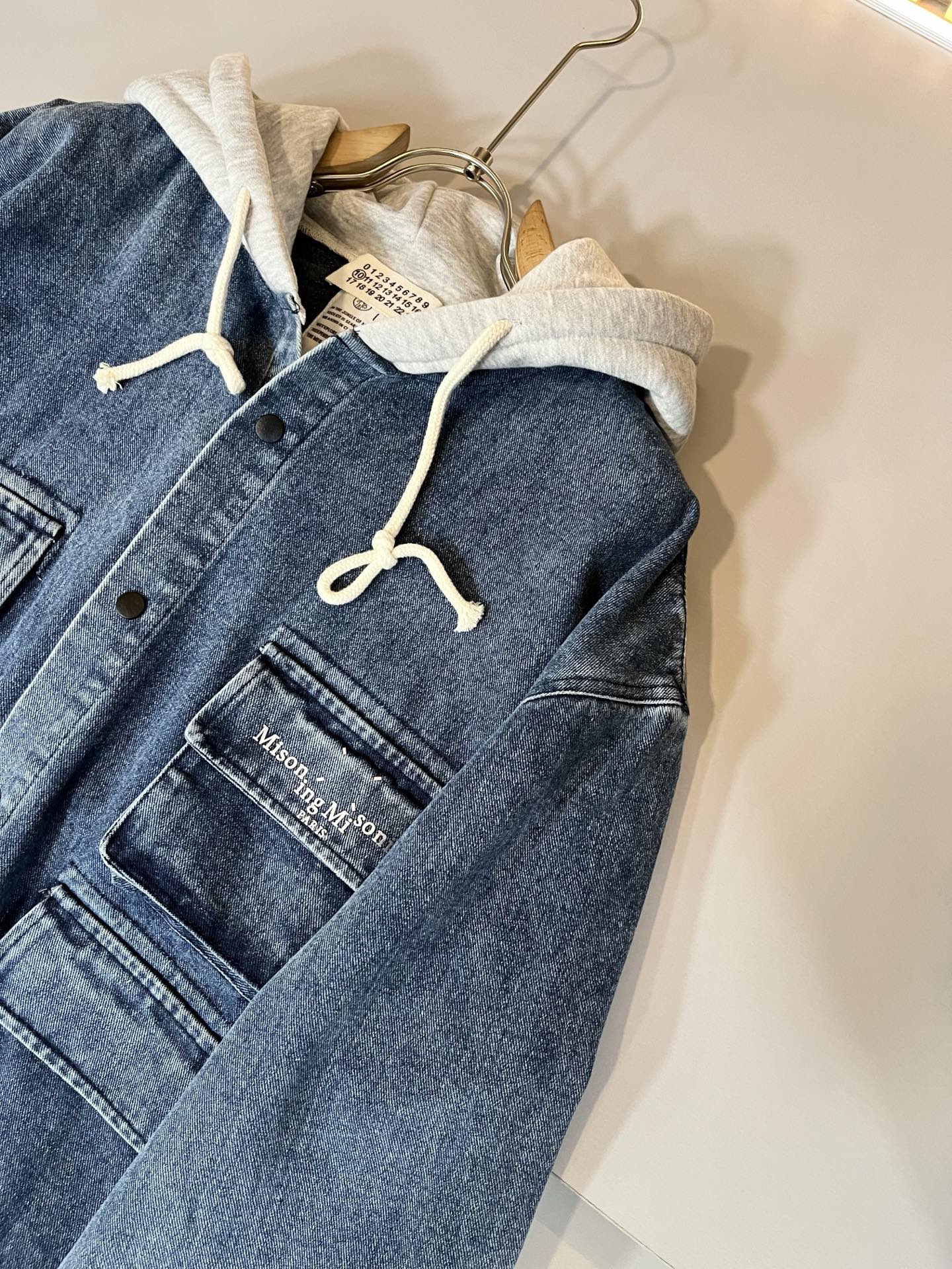 马吉拉 maison margiel 2025秋冬新款男女同款👫休闲夹克外套，专柜同步发售！定制专属面料