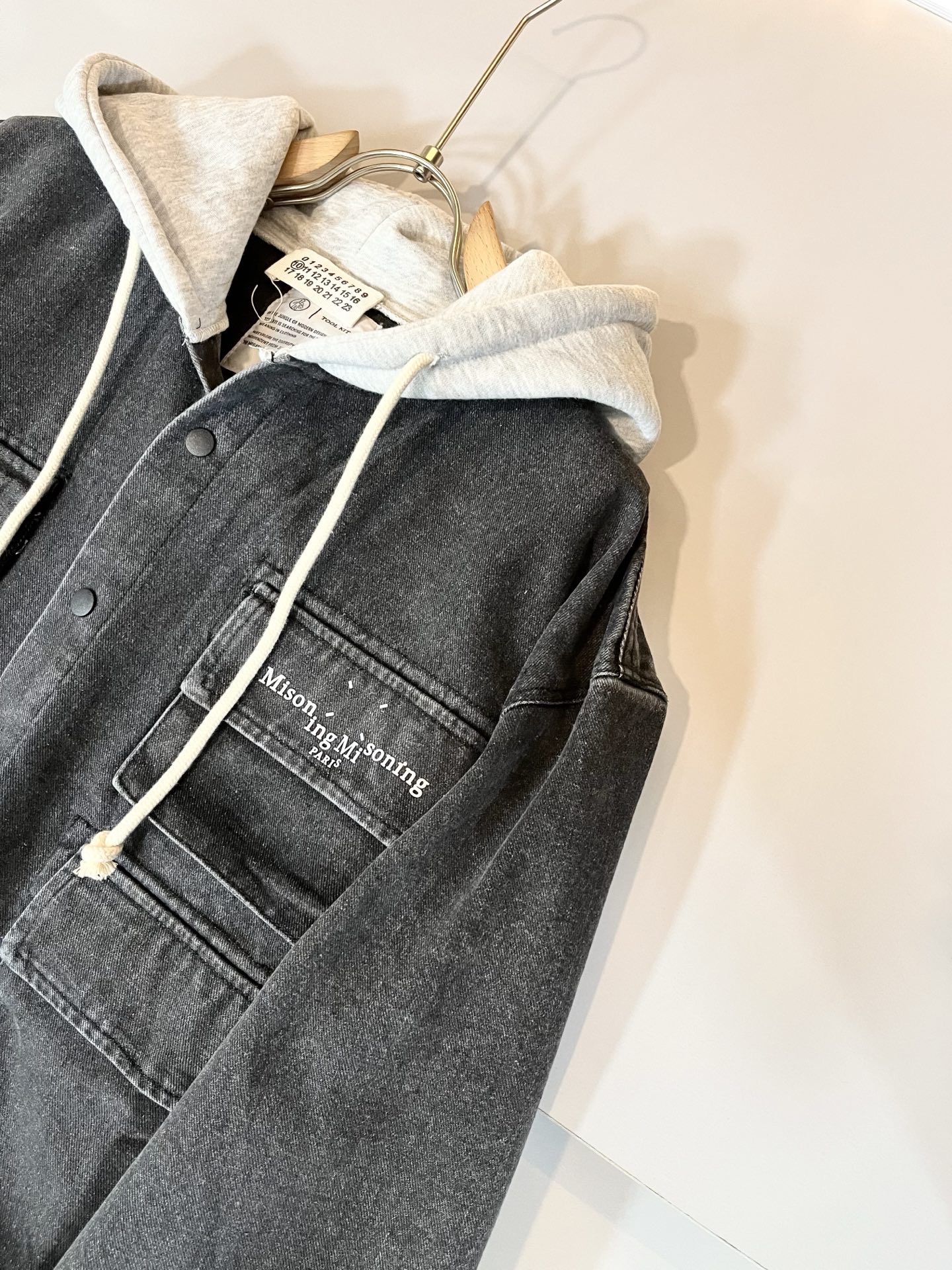 马吉拉 maison margiel 2025秋冬新款男女同款👫休闲夹克外套，专柜同步发售！定制专属面料