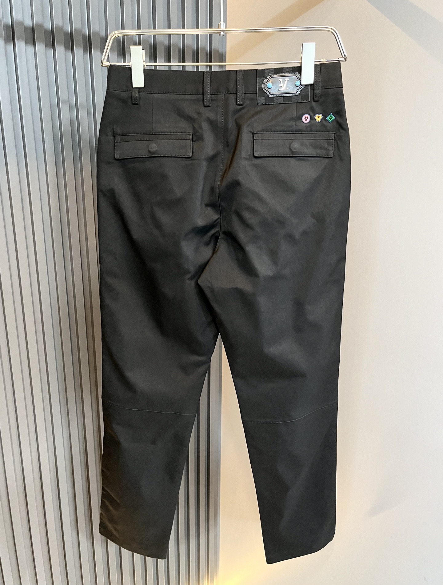 LouisVuitt*路易*登 2025秋冬新款男士休闲西裤，男士经典时尚百搭商务休闲西裤! 都市精英商