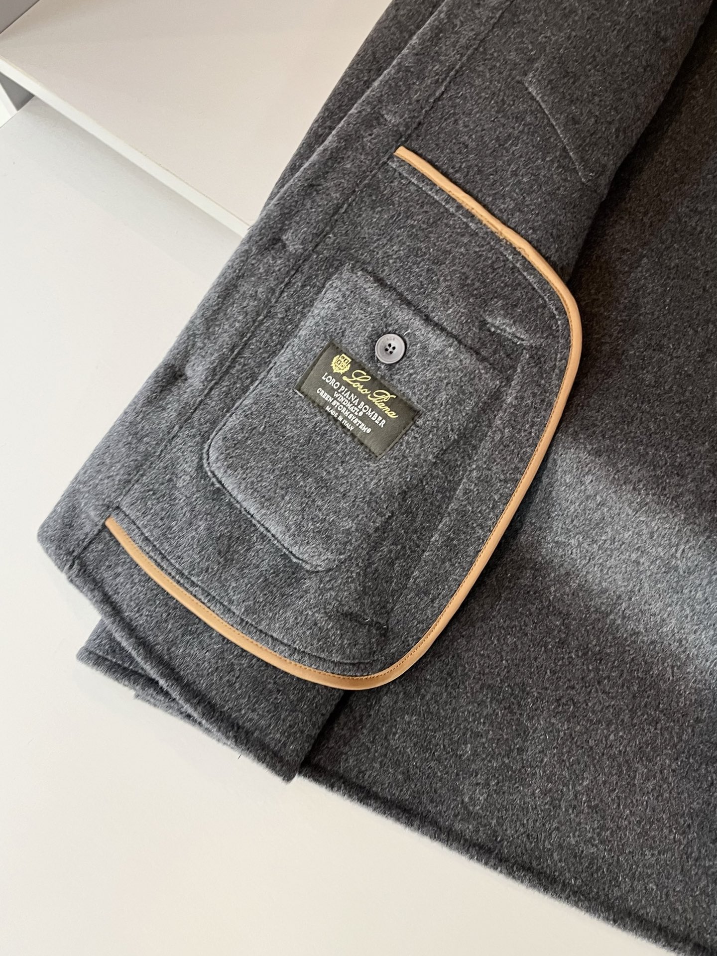 Loro Piana诺悠翩雅 2025秋冬新品男士休闲夹克外套，外贸公司订单！客供羊毛呢材质，经典的专有