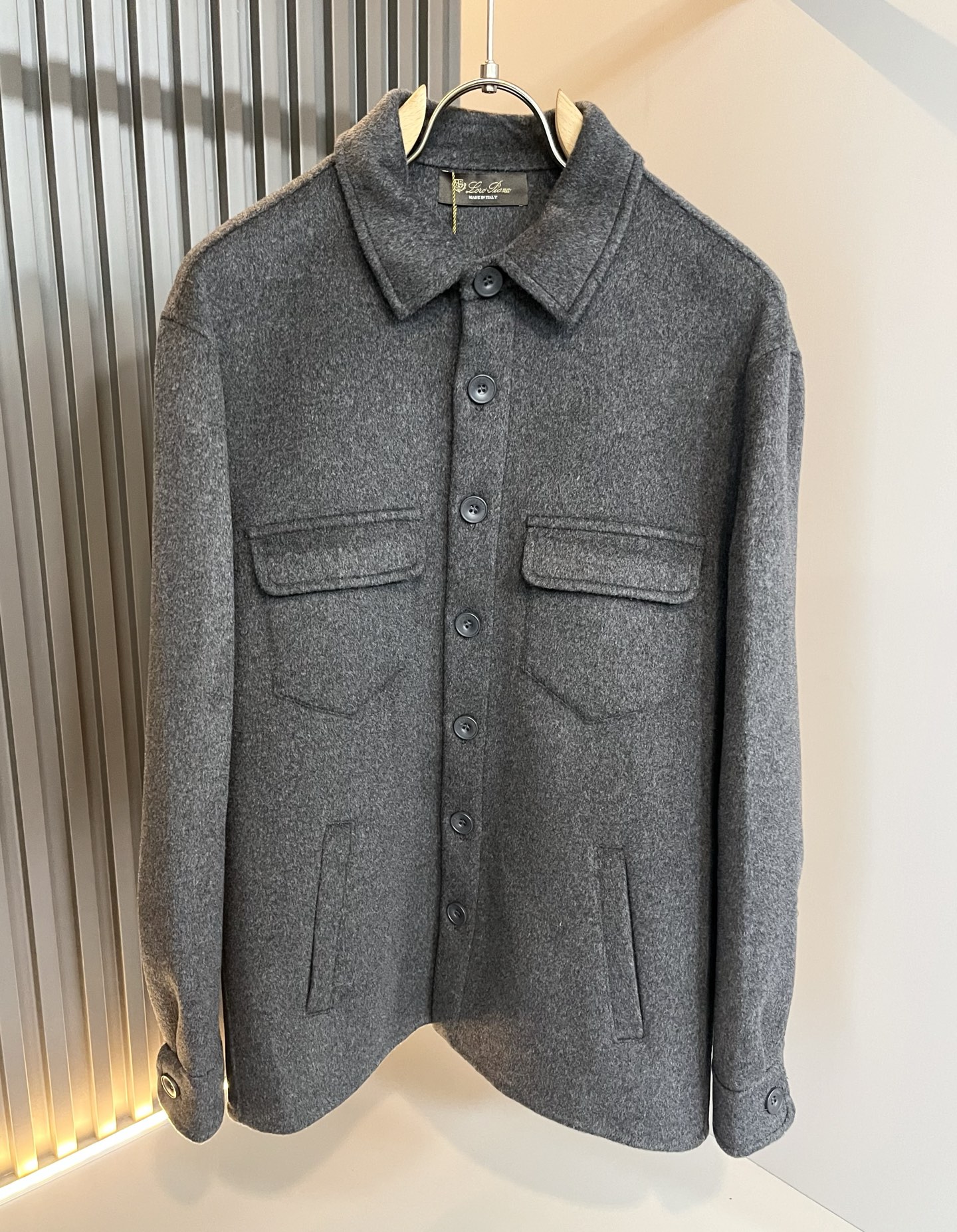 Loro Piana诺悠翩雅 2025秋冬新品男士休闲夹克外套，外贸公司订单！客供羊毛呢材质，经典的专有