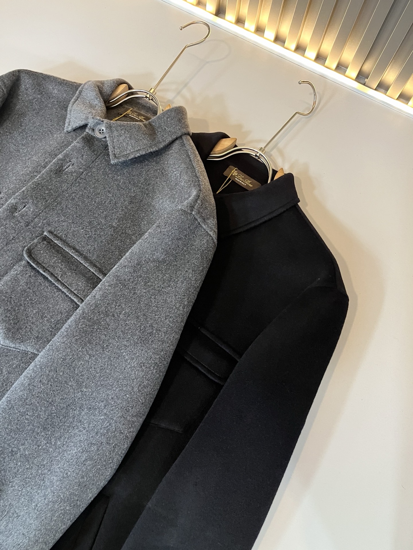 Loro Piana诺悠翩雅 2025秋冬新品男士休闲夹克外套，外贸公司订单！客供羊毛呢材质，经典的专有