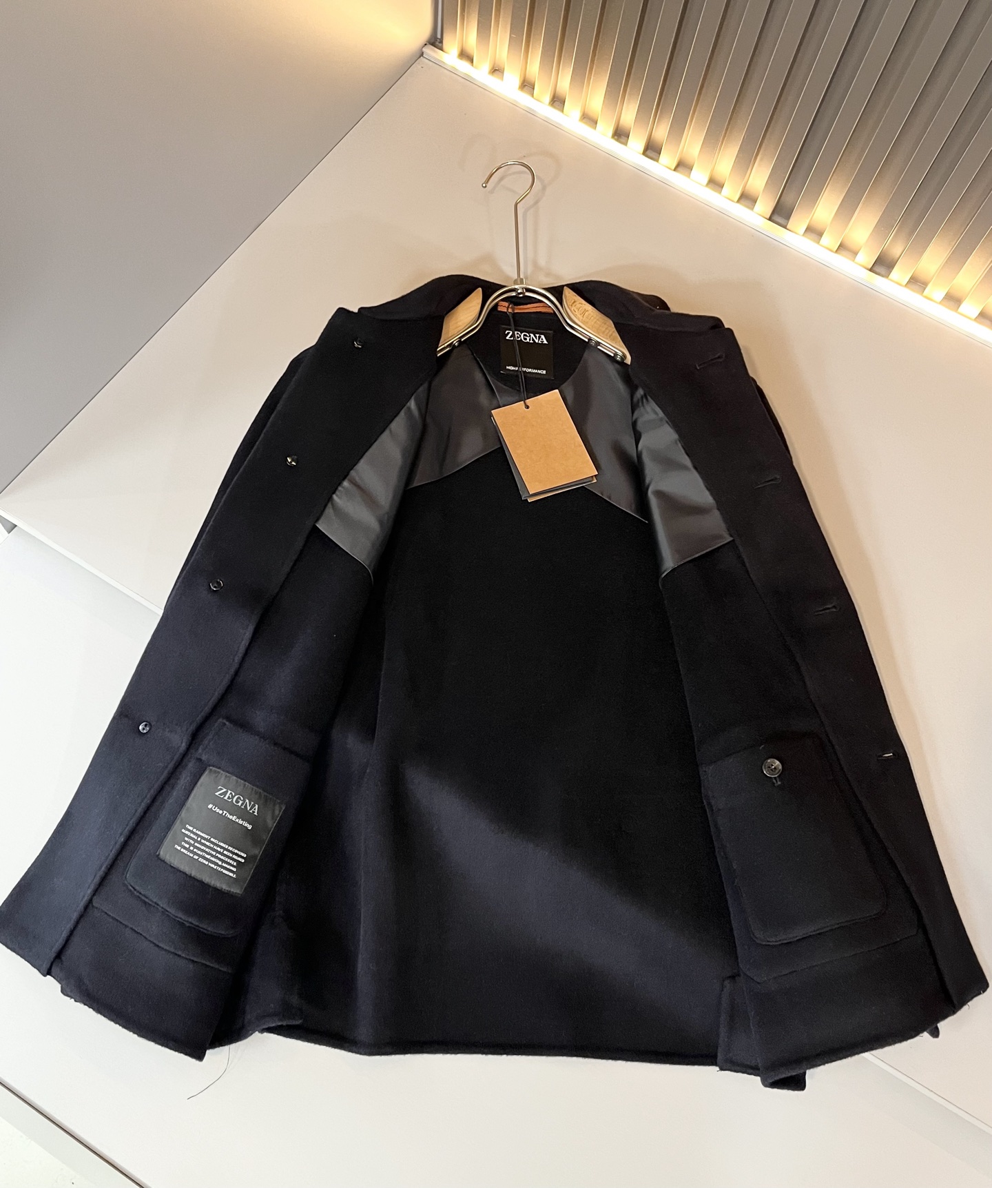 Ermenegildo Zeg*a杰*亚 2025秋冬新款男士夹克外套，外贸公司订单！客供羊毛呢材质，是