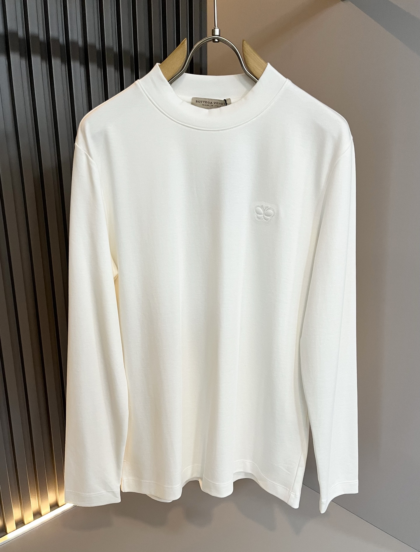 BottegaVene*a宝*嘉 2025秋冬新款男士打底衫，这是今年目前为止最牛批的一款纯色高品质面料