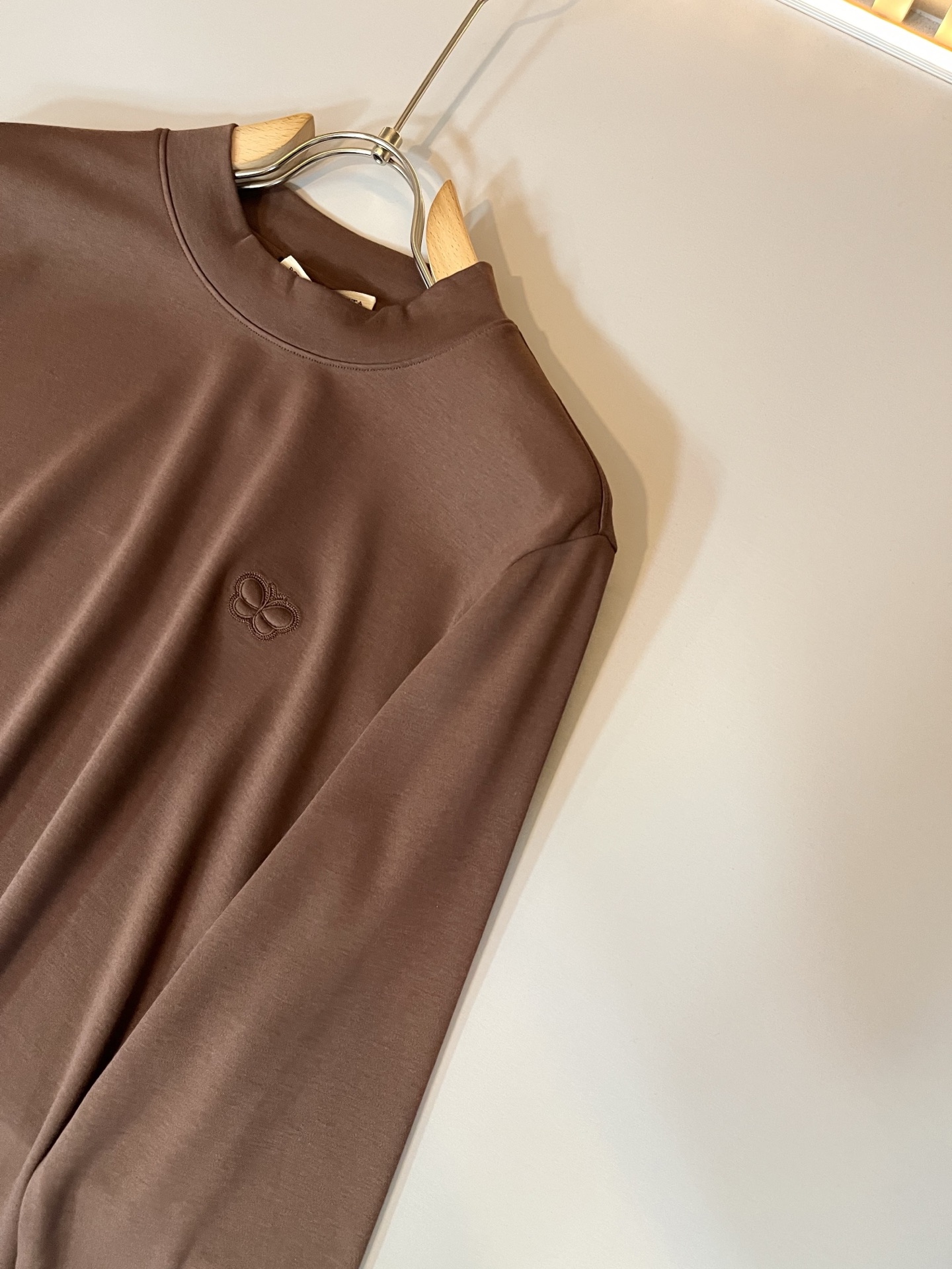 BottegaVene*a宝*嘉 2025秋冬新款男士打底衫，这是今年目前为止最牛批的一款纯色高品质面料