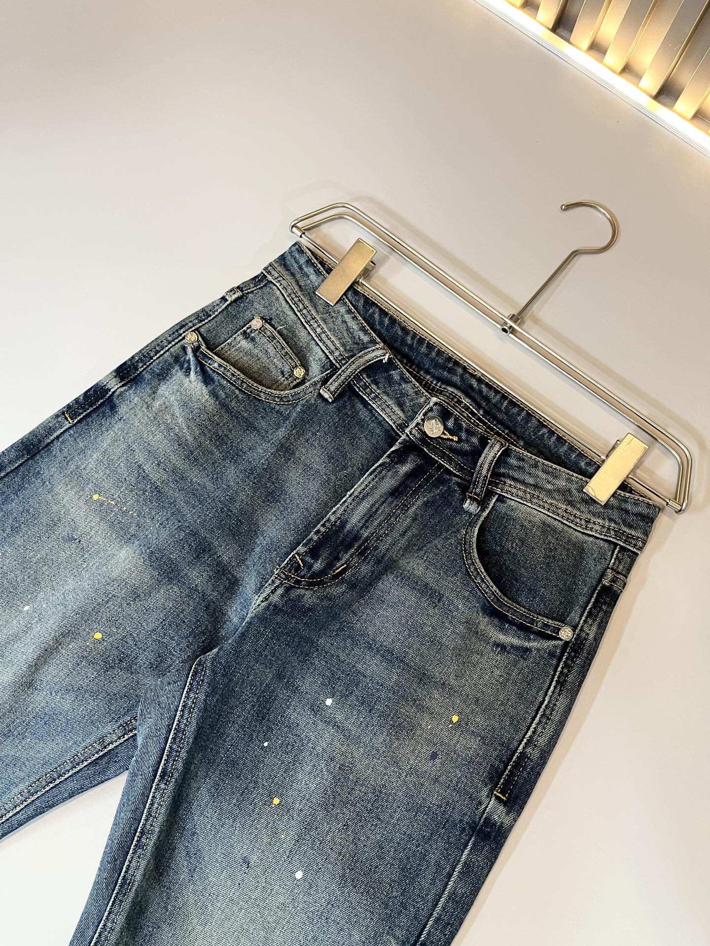 LO*WE/罗*威2025秋冬新品男士时装款高端休闲裤，香港洋行渠道货，日本原厂出品，纯血统品质，完美延