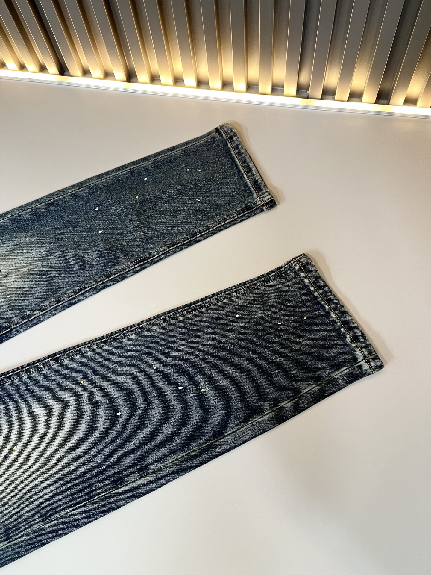 LO*WE/罗*威2025秋冬新品男士时装款高端休闲裤，香港洋行渠道货，日本原厂出品，纯血统品质，完美延