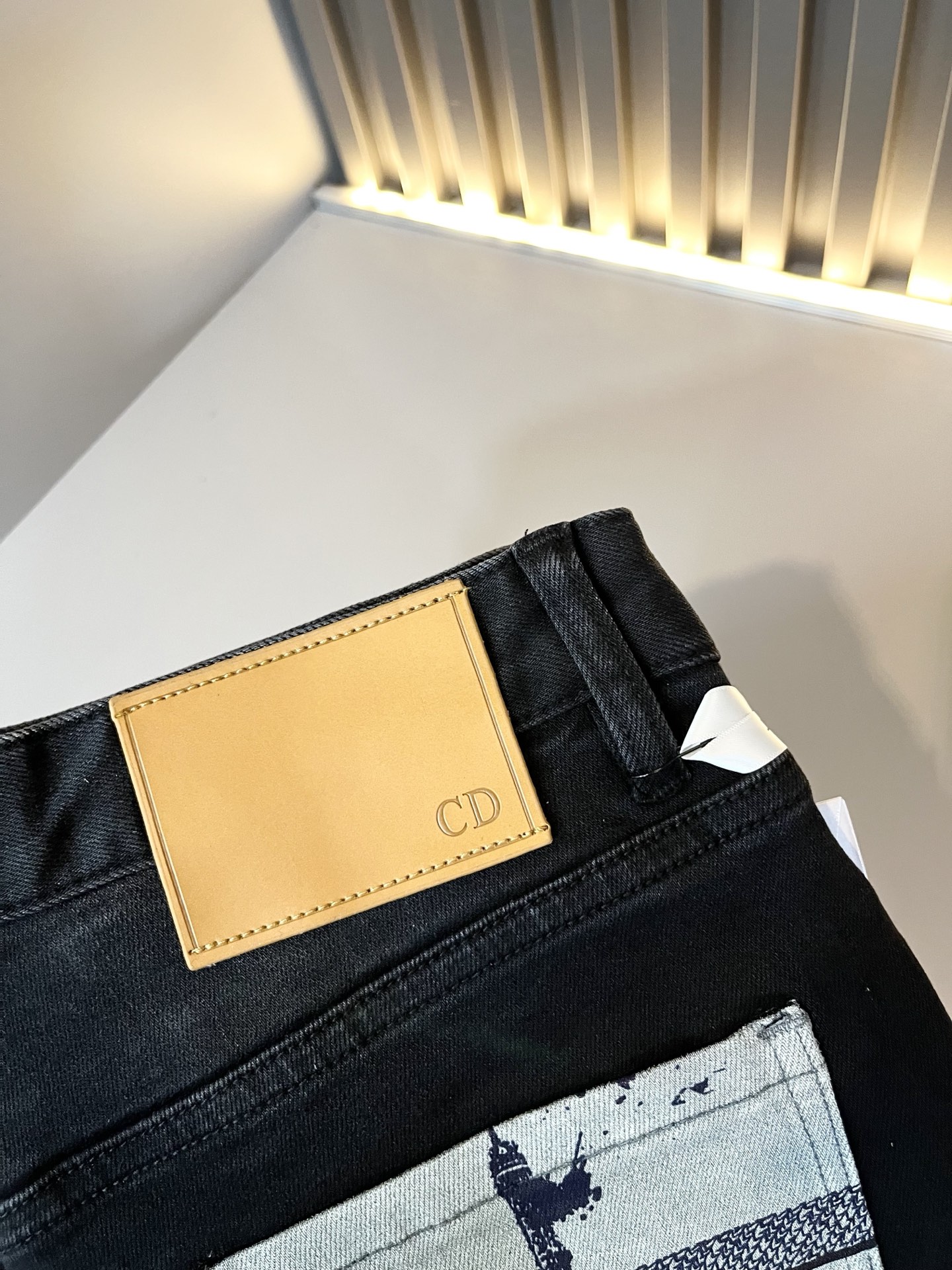 Dio*r 迪家 2025秋冬男士水洗小直筒牛仔裤！贸易公司渠道牛货，品相超赞，时尚圈万能的百搭裤王，欧