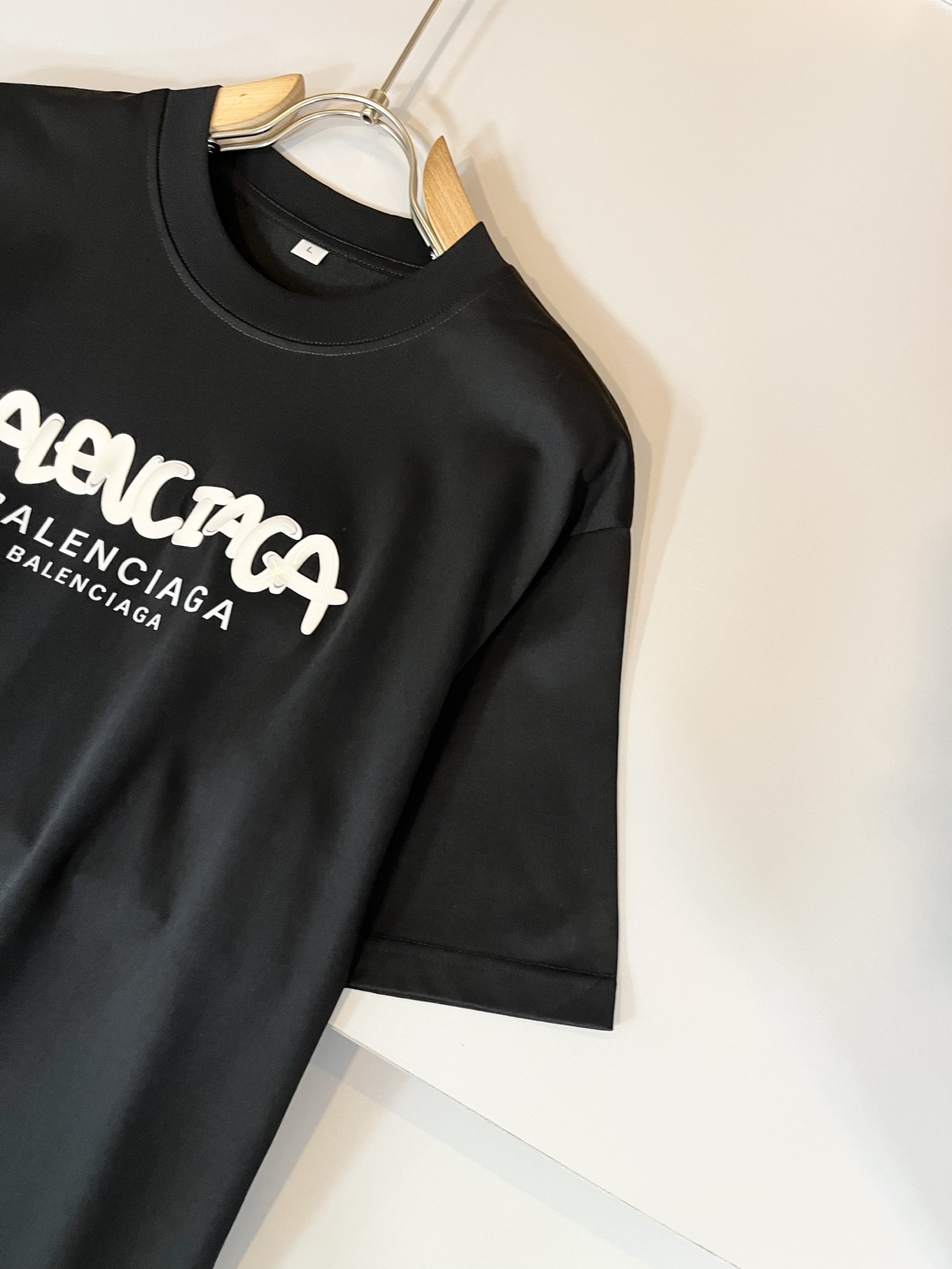 BALENCI*GA巴黎*家 2025春夏新款男女同款👫短袖T恤！走秀图案印花时尚休闲短袖T恤衫！设计l