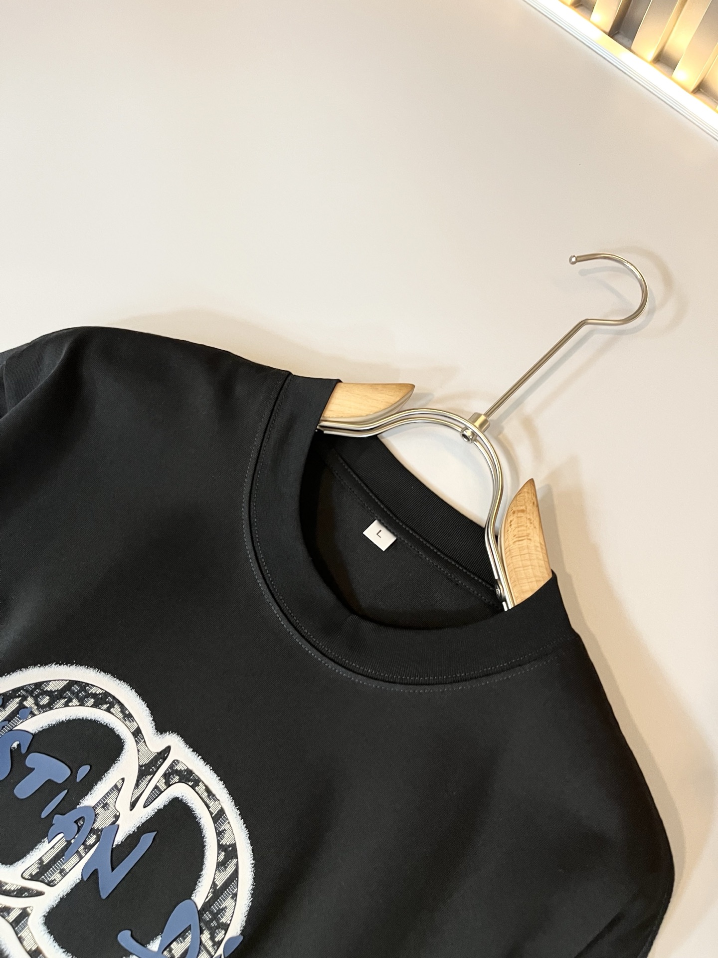 Dio*迪家 2025春夏新款男女同款👫短袖T恤，专柜同步发售！定制专属260克纯棉面料，定制原版工艺螺