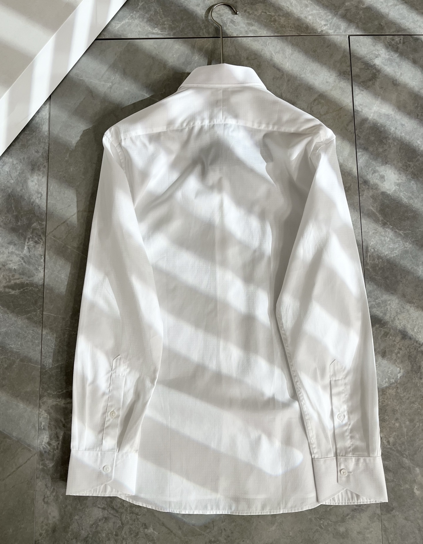 Ermenegildo Zeg*a杰*亚 2025早秋新款男士衬衣，外贸公司订单！客供府绸棉材质，是杰尼