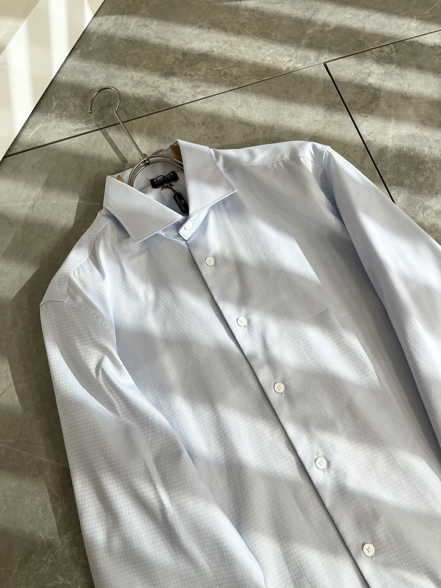 Ermenegildo Zeg*a杰*亚 2025早秋新款男士衬衣，外贸公司订单！客供府绸棉材质，是杰尼