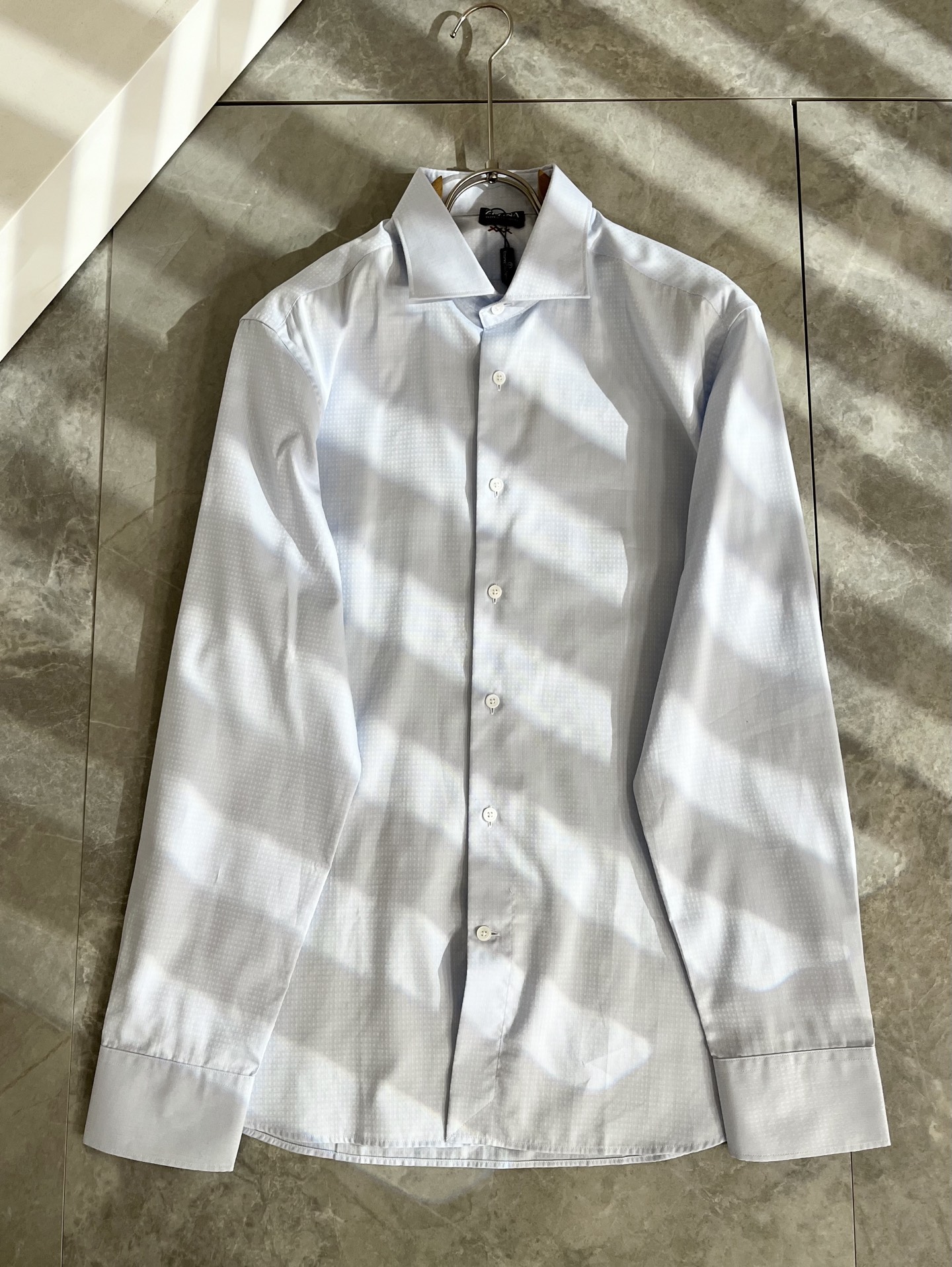 Ermenegildo Zeg*a杰*亚 2025早秋新款男士衬衣，外贸公司订单！客供府绸棉材质，是杰尼