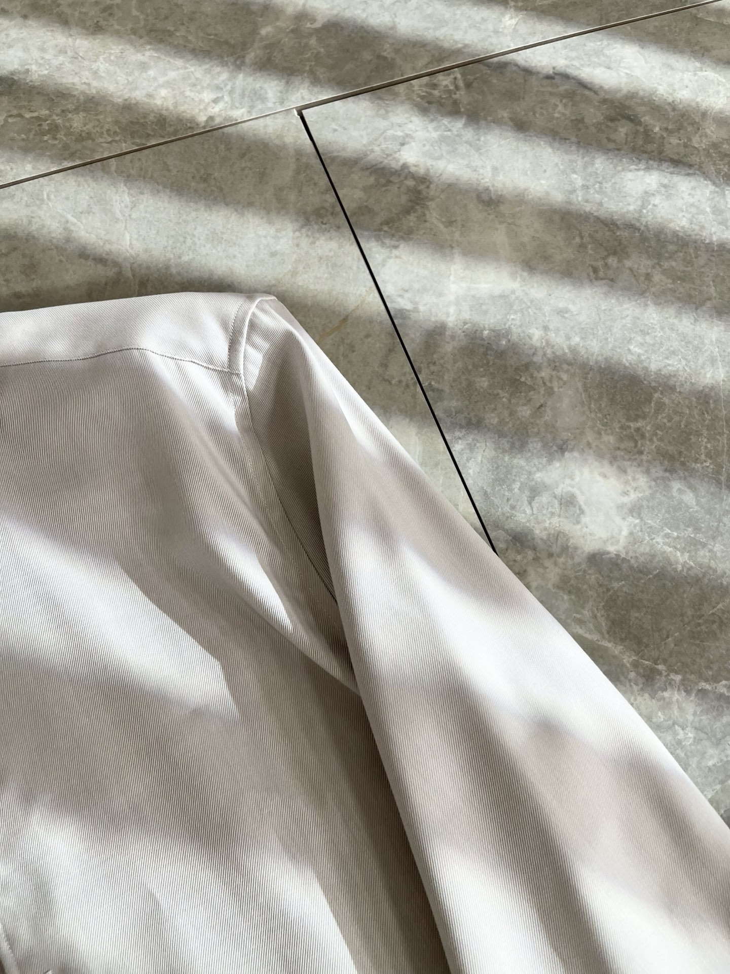 Ermenegildo Zeg*a杰*亚 2025早秋新款男士衬衣，外贸公司订单！客供府绸棉材质，是杰尼