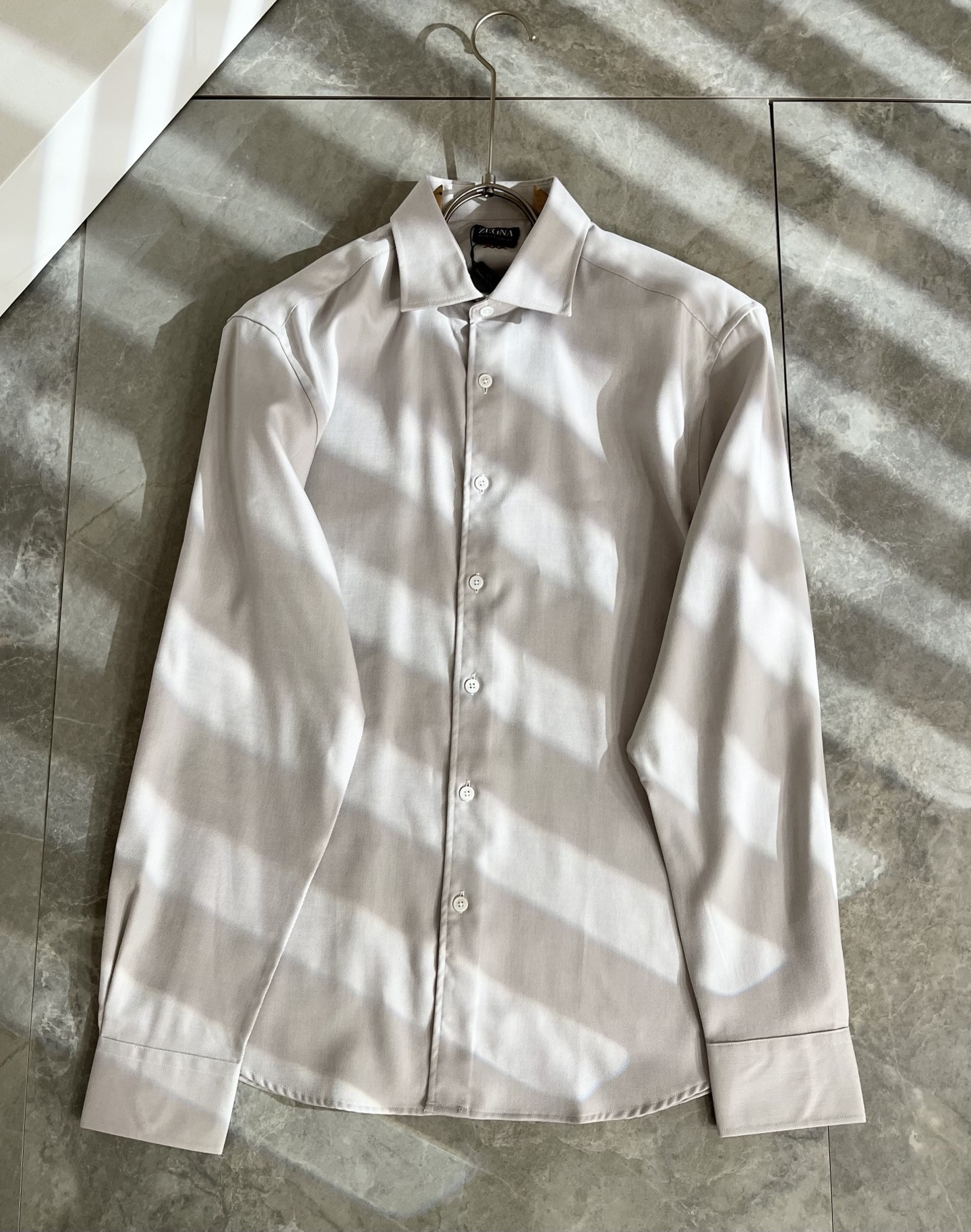 Ermenegildo Zeg*a杰*亚 2025早秋新款男士衬衣，外贸公司订单！客供府绸棉材质，是杰尼