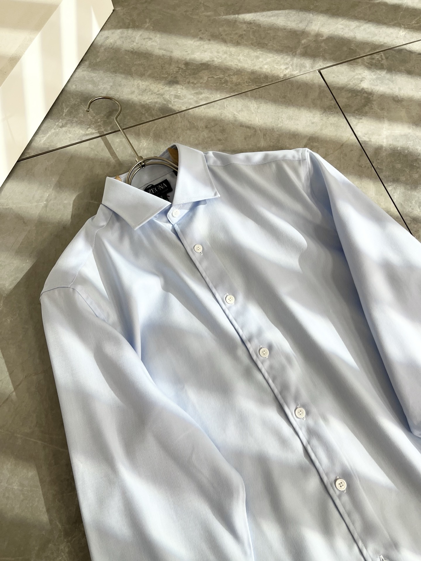 Ermenegildo Zeg*a杰*亚 2025早秋新款男士衬衣，外贸公司订单！客供府绸棉材质，是杰尼