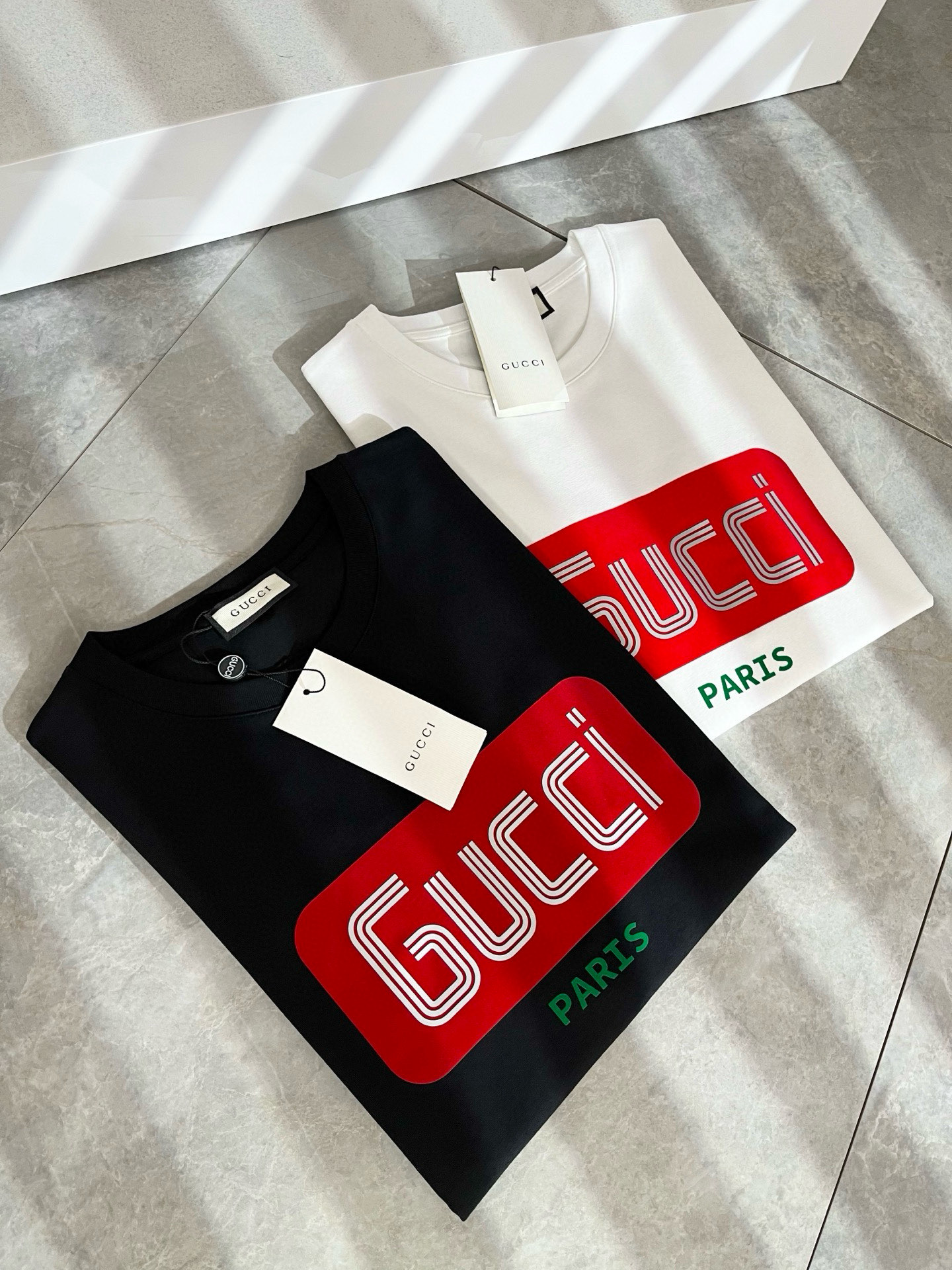 Gucc*古家 2025春夏新款男女同情侣款👫休闲宽松棉质圆领短袖T恤衫！贸易公司渠道稀出，同步官网发售