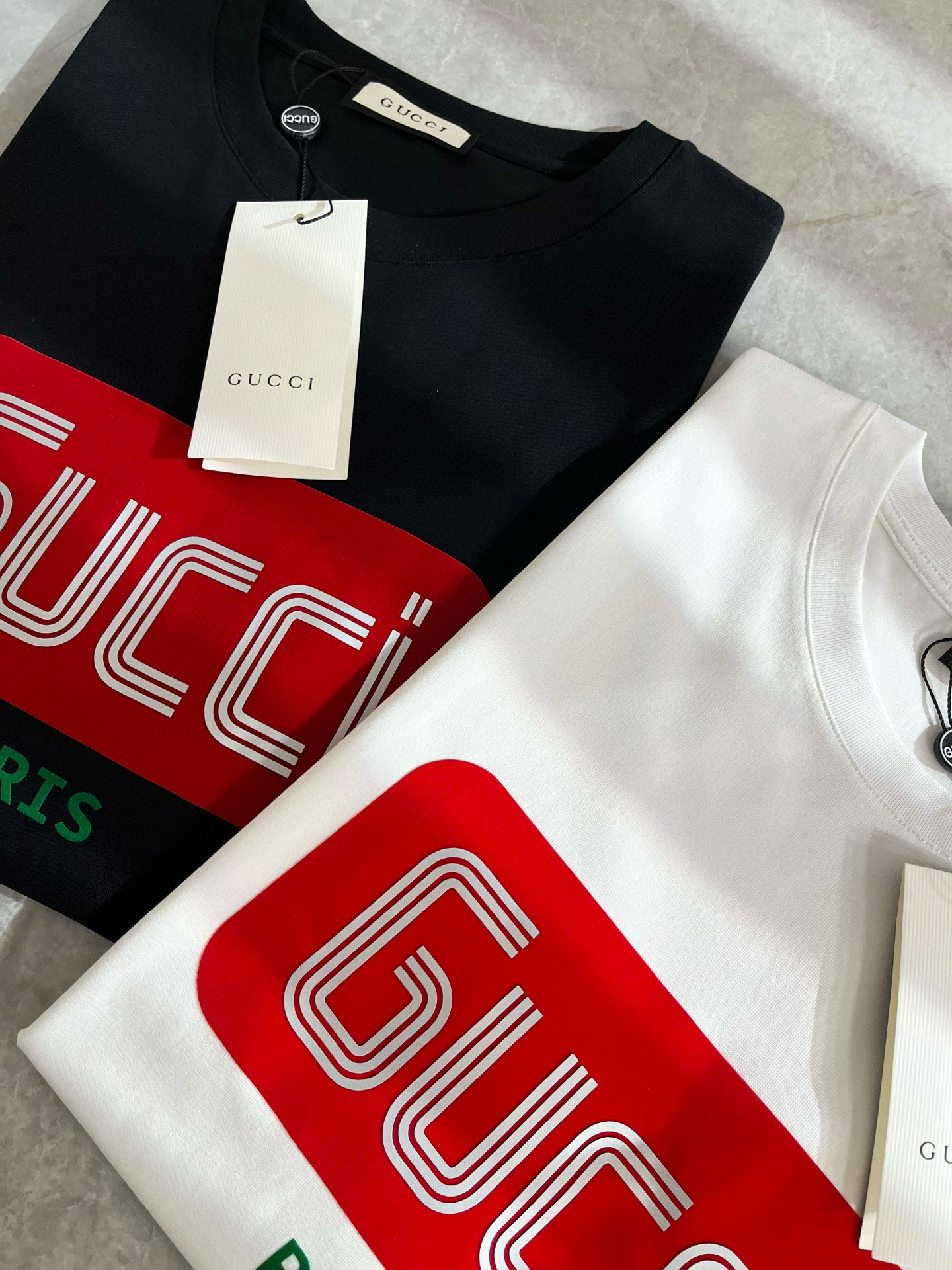 Gucc*古家 2025春夏新款男女同情侣款👫休闲宽松棉质圆领短袖T恤衫！贸易公司渠道稀出，同步官网发售