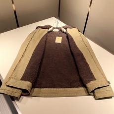 BURBER*Y巴*莉 2025秋冬新品牛仔仿羊羔毛🐑牛仔夹克外套,重磅来袭,原版重工洗水牛仔面料制作而 BURBER*Y巴*莉 2025秋冬新品牛仔仿羊羔毛🐑牛仔夹克外套,重磅来袭,原版重工洗水牛仔面料制作而